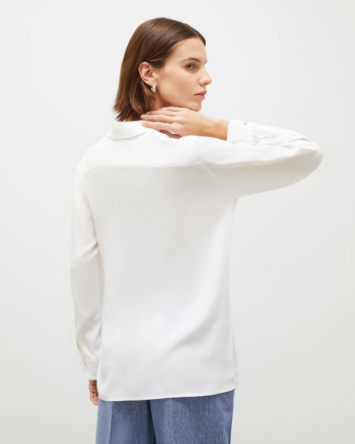 Camicia in crêpe con cintura a fiore Inaco