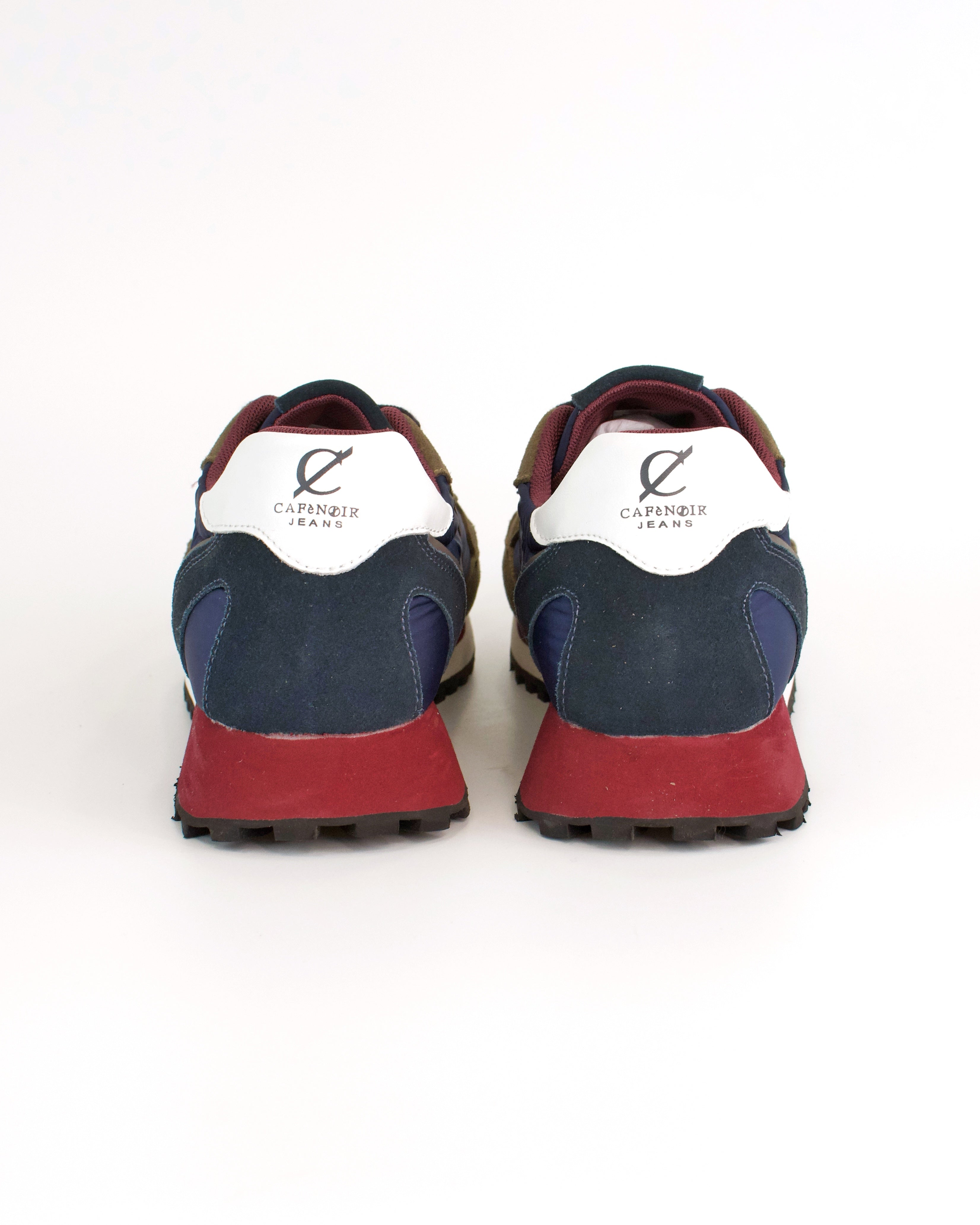 Sneaker in pelle scamosciata e tessuto