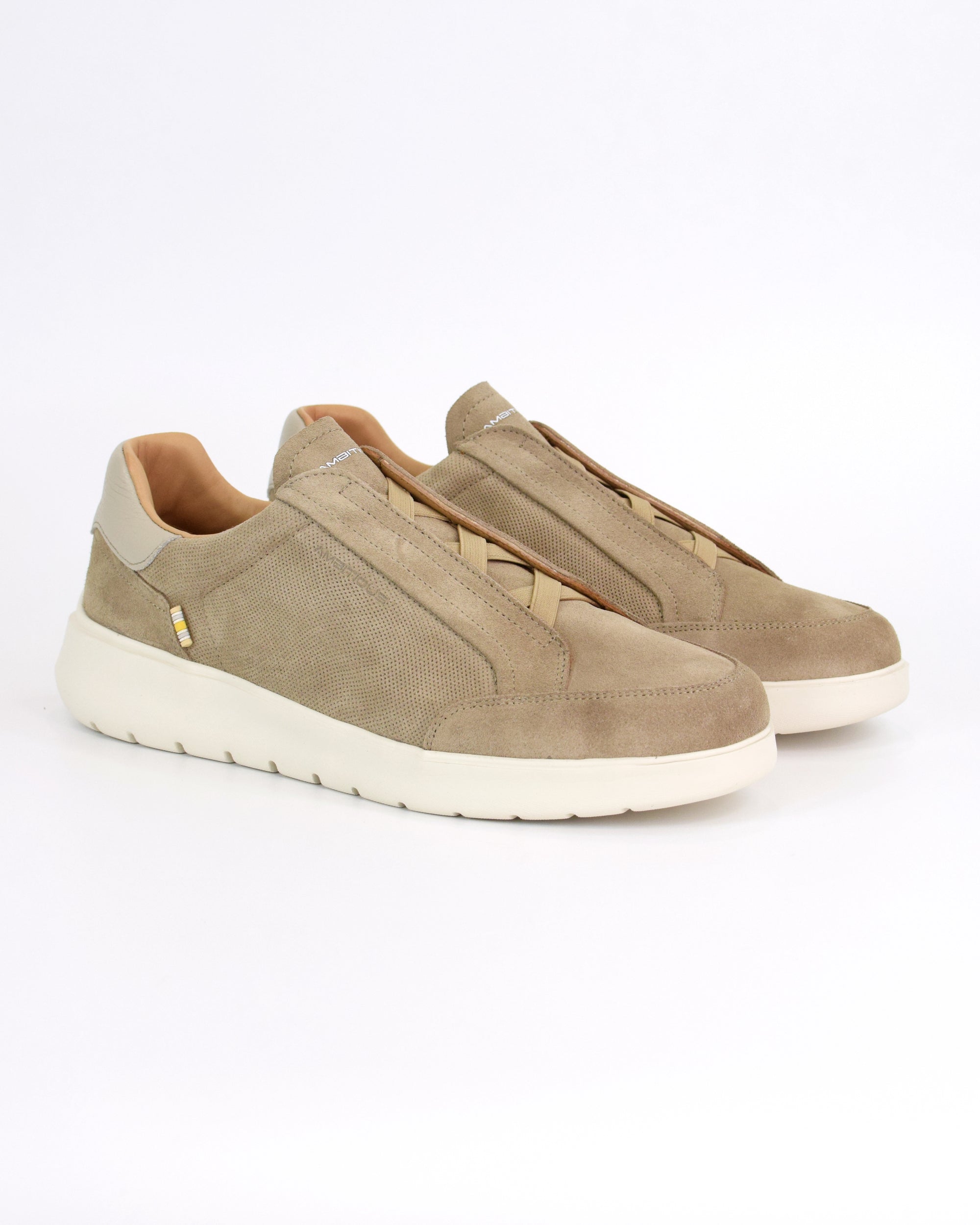 Sneaker Hover
