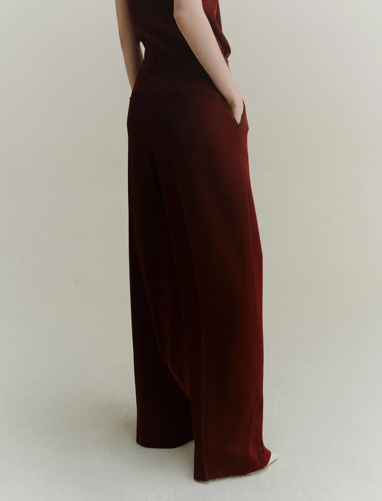 Pantalone in satin Wolf