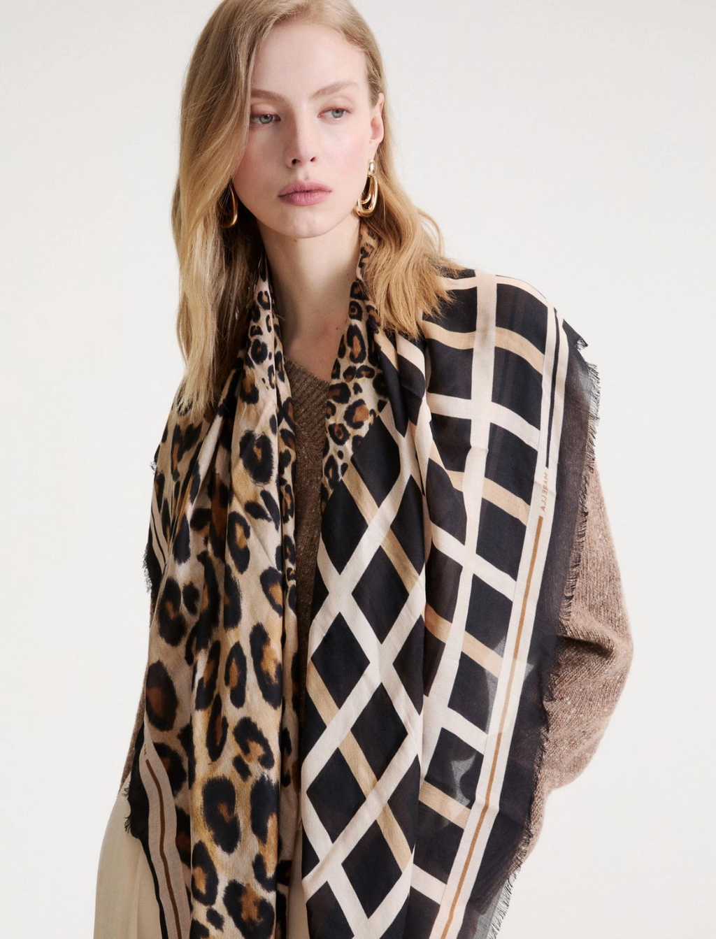 Scialle in twill Mlaaerosi