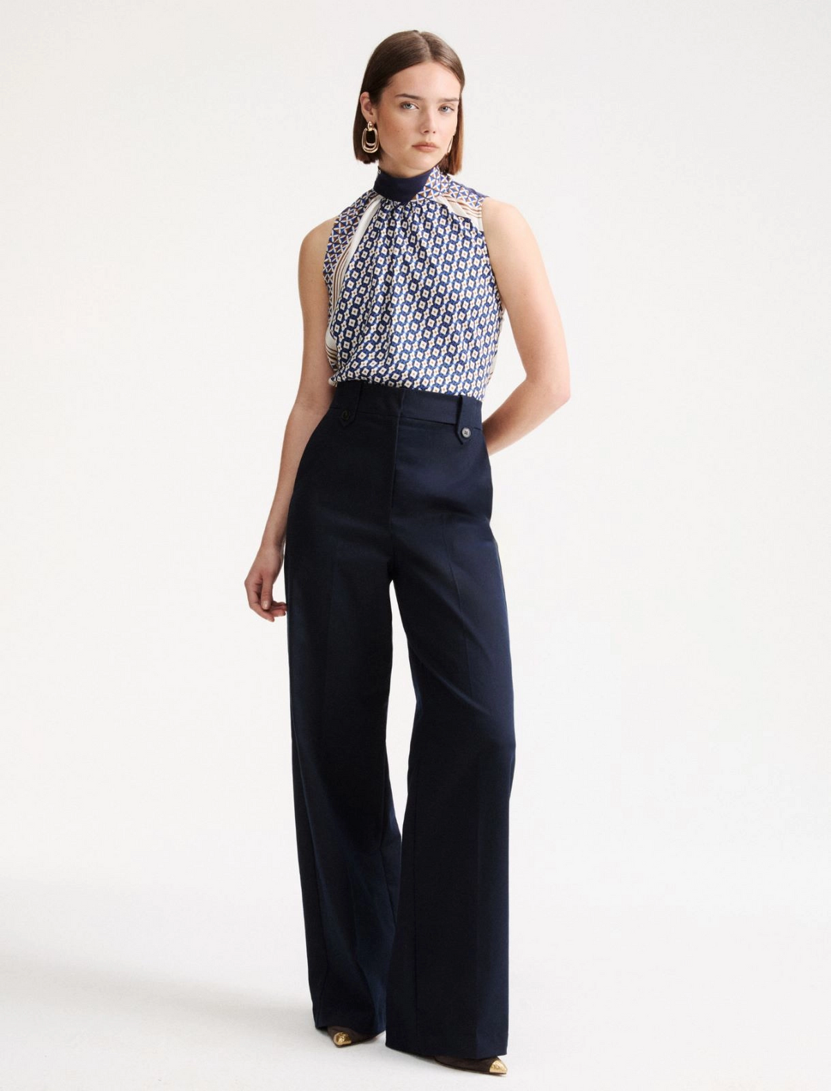 Pantalone dritto con piega Mllgiambo