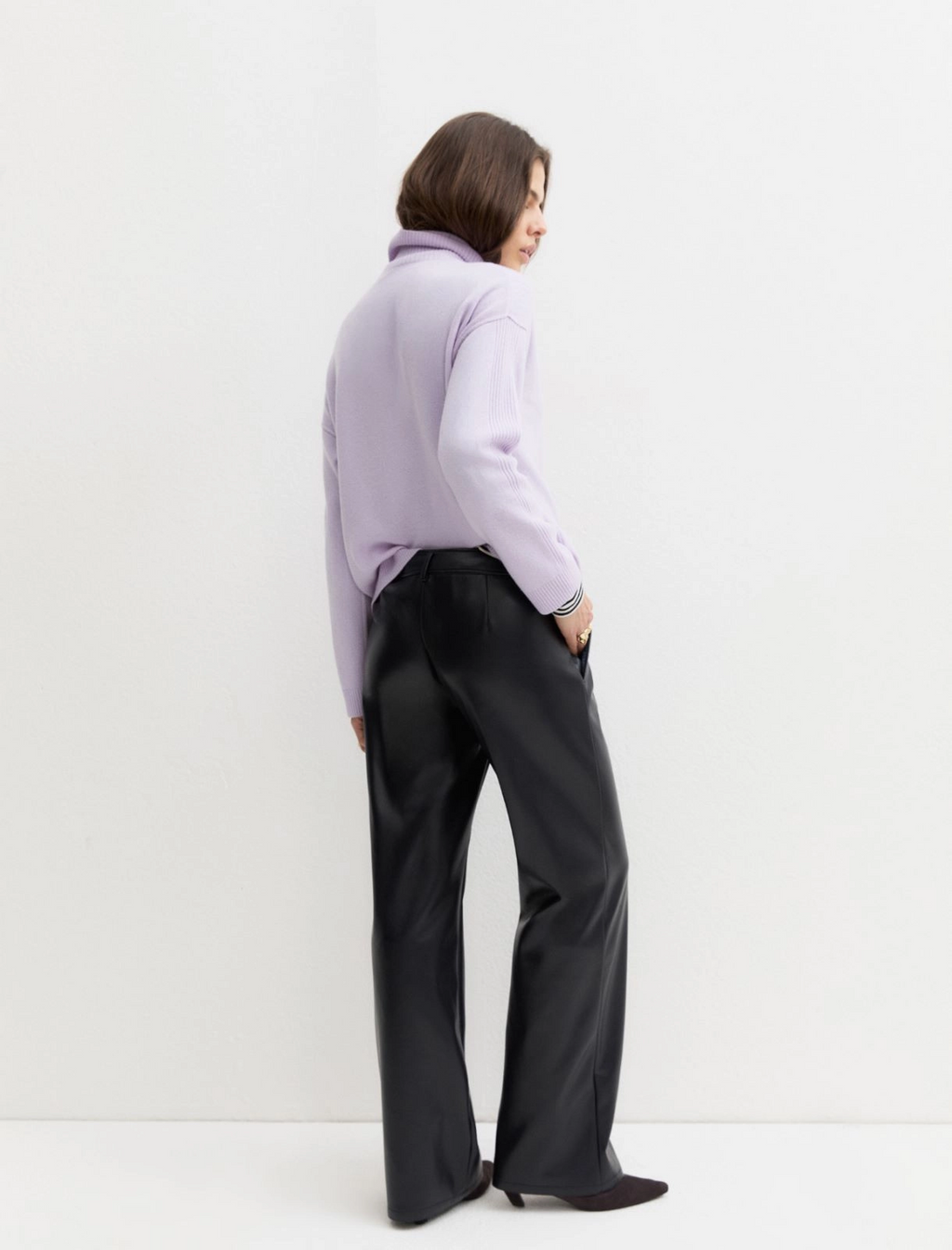 Pantalone dritto in jersey spalmato Emmargento