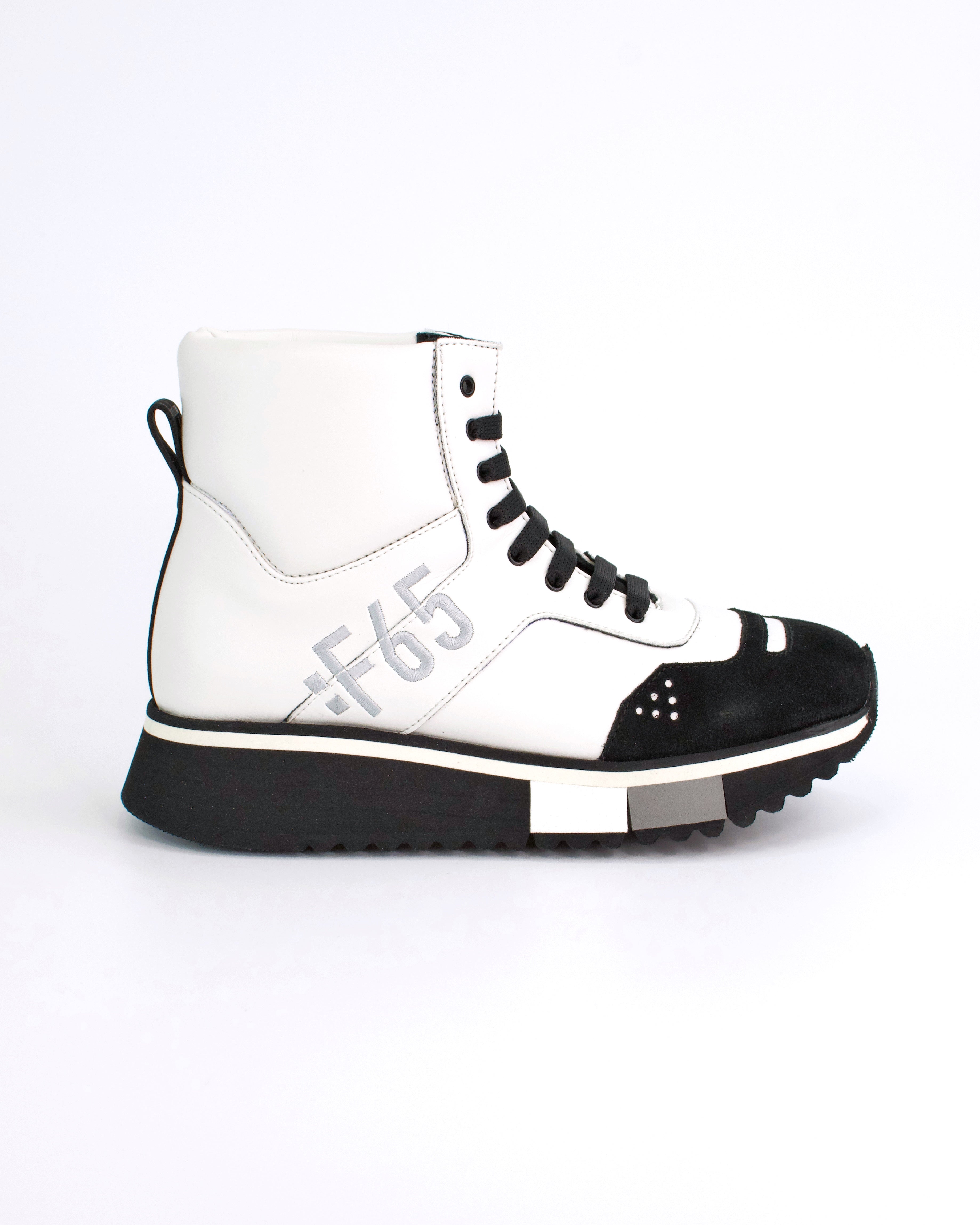 Sneaker alta in pelle