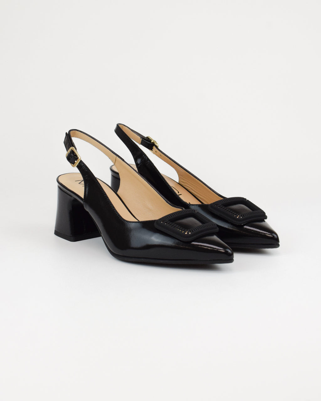 Slingback in vernice con accessorio