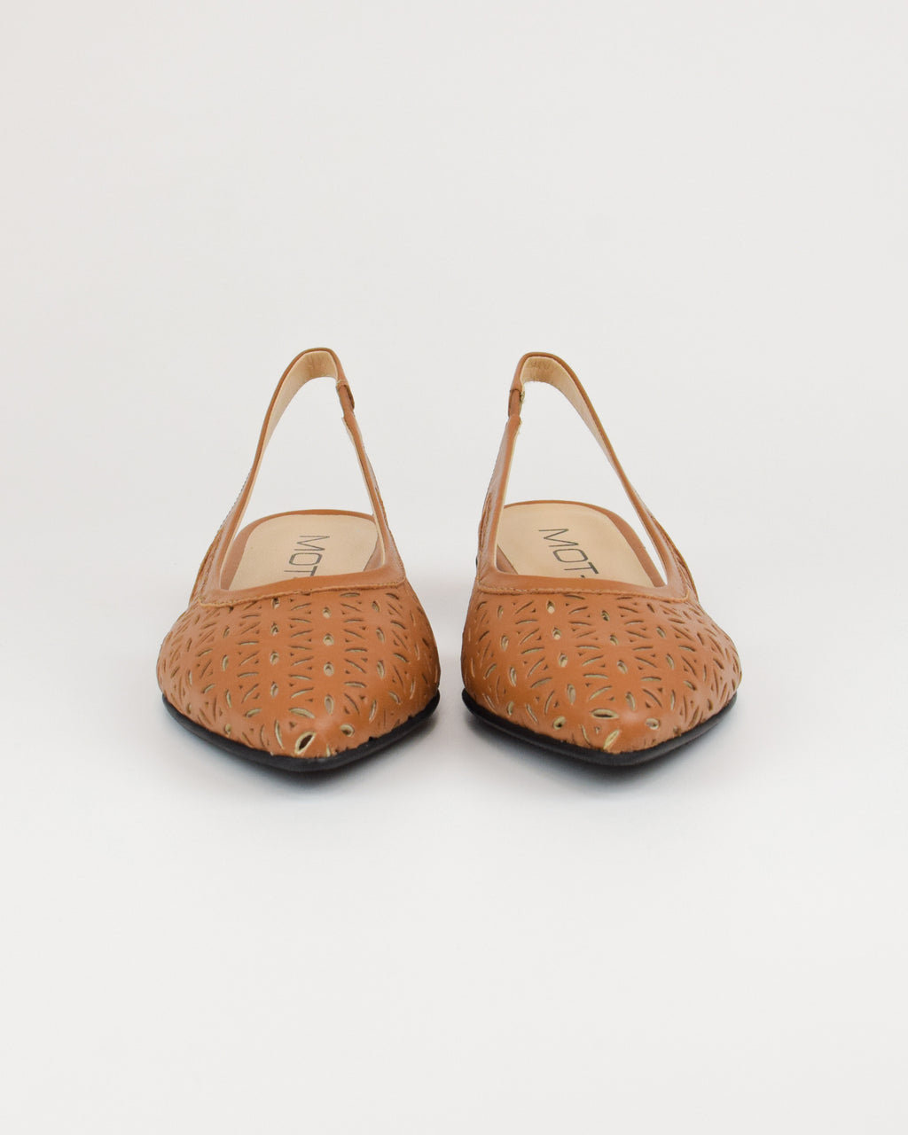 Slingback in pelle traforata
