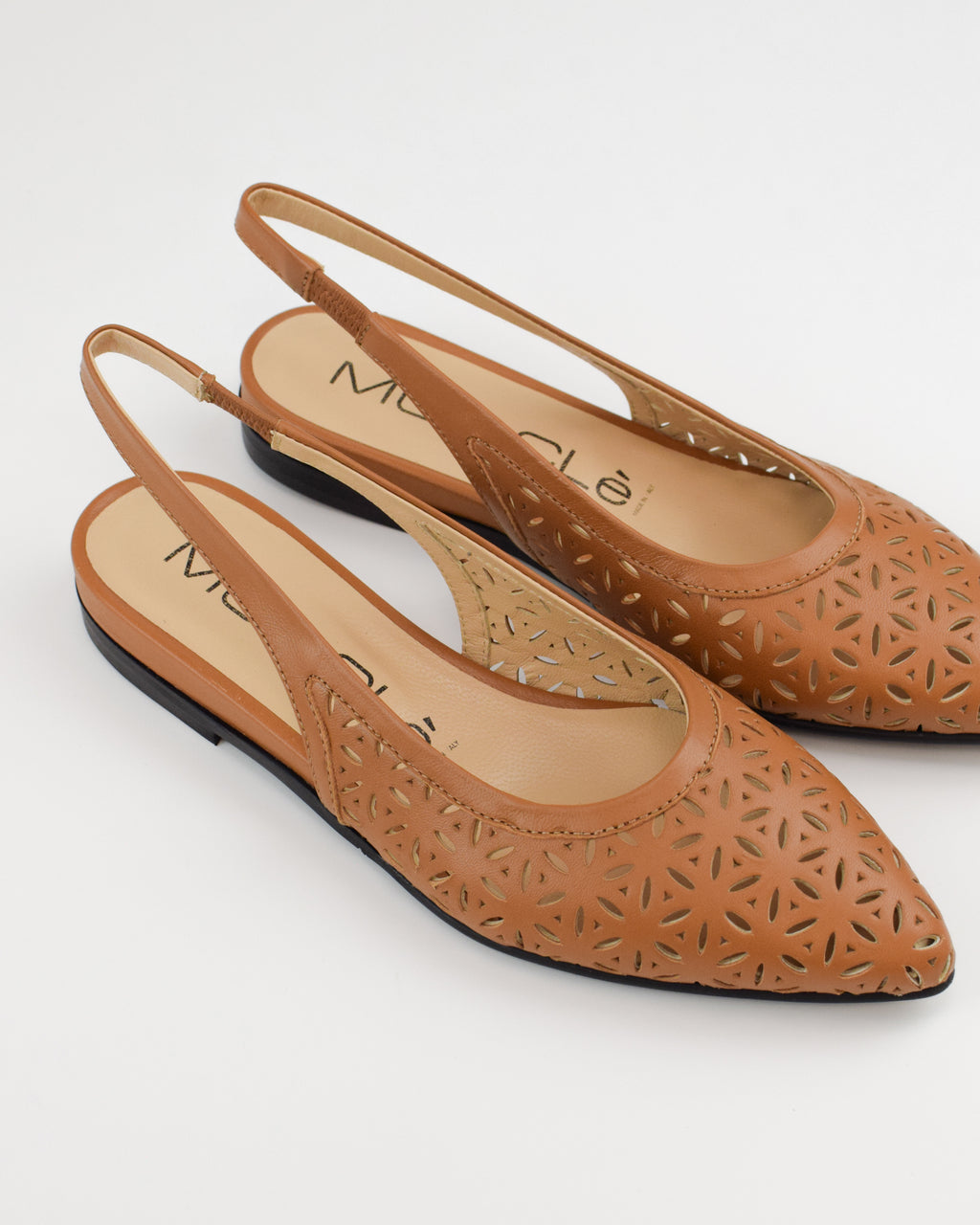 Slingback in pelle traforata
