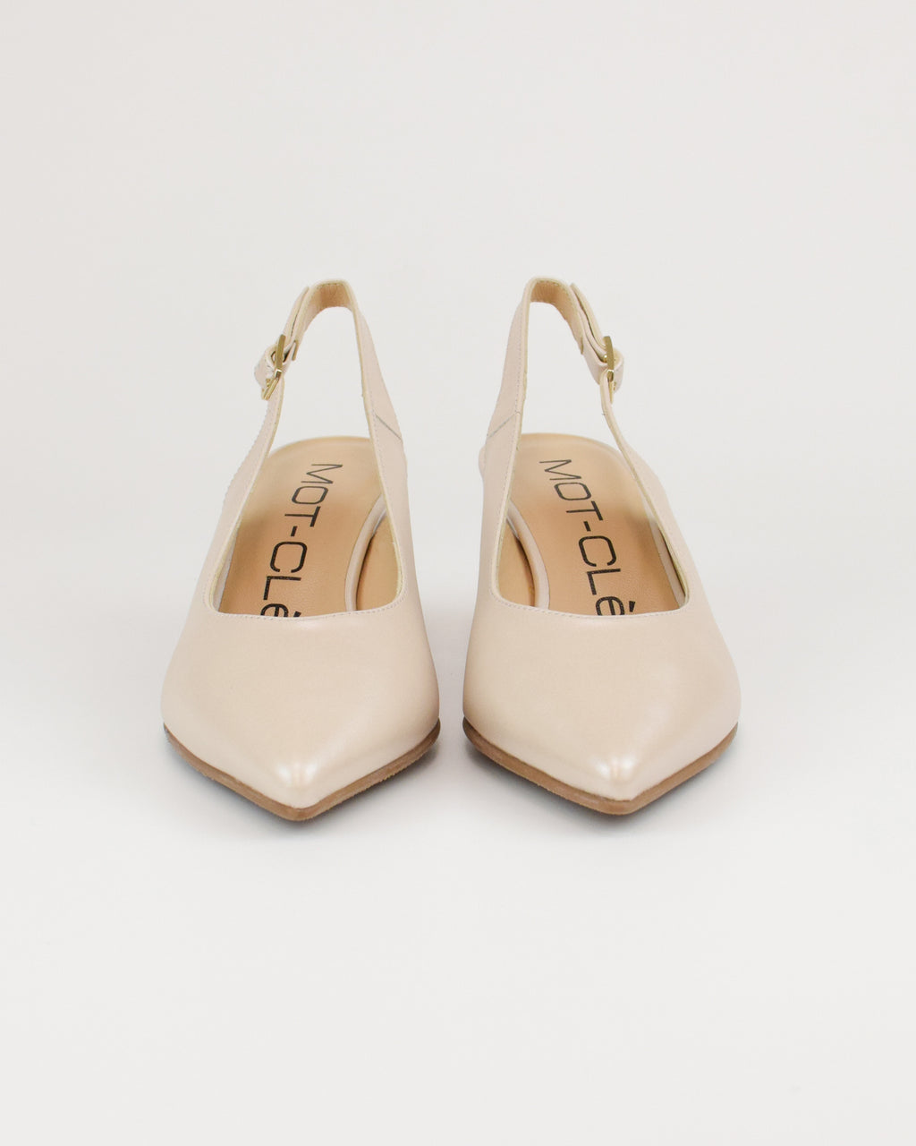 Slingback in pelle laminata