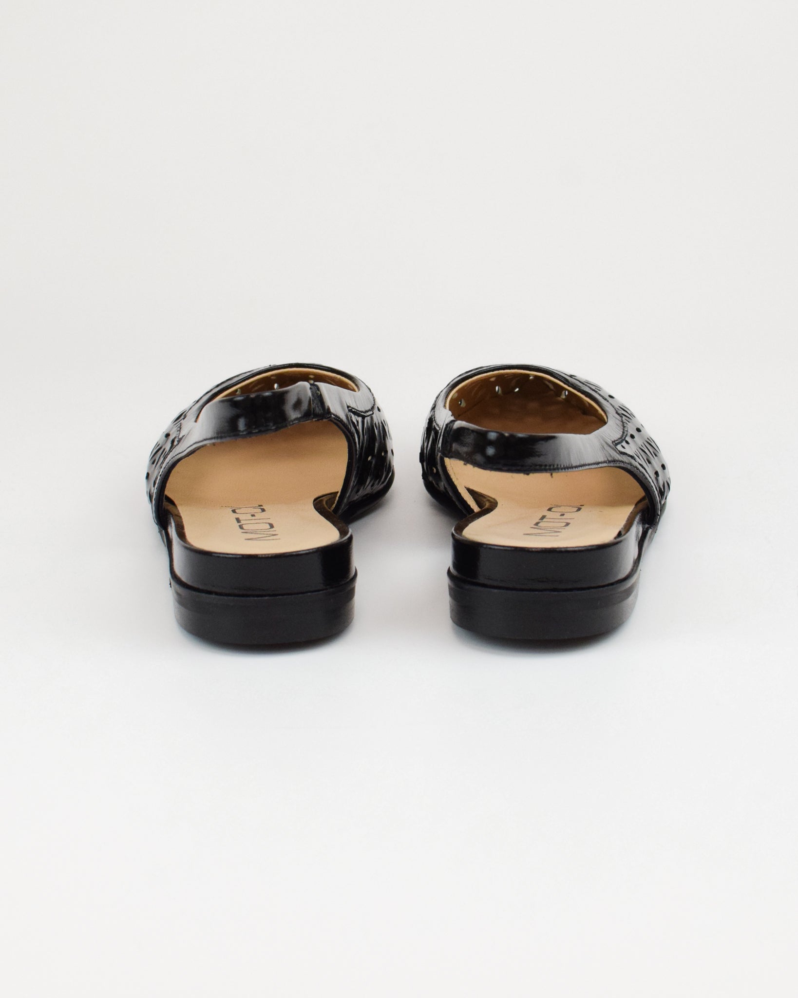 Slingback in pelle traforata