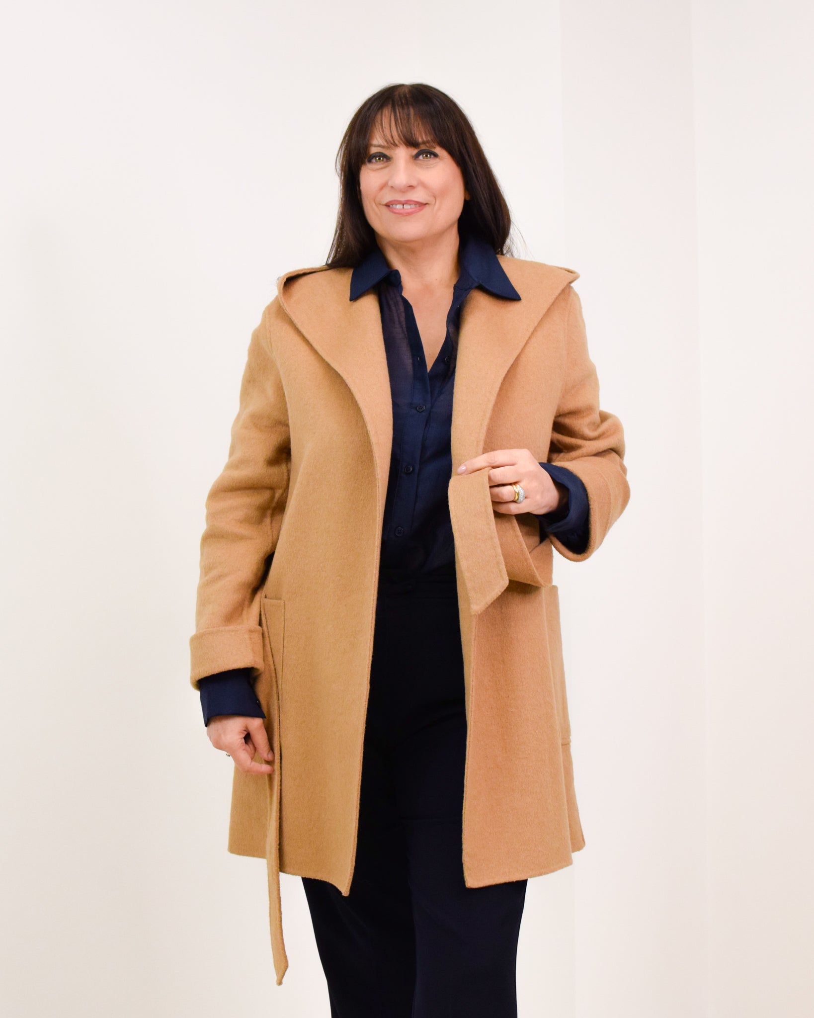 Cappotto corto con cappuccio