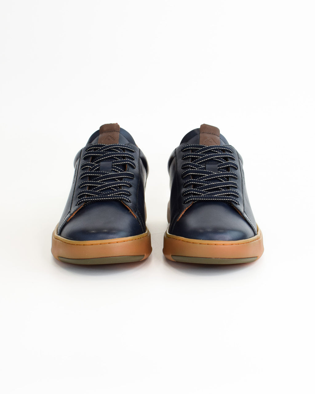Sneaker Aktif