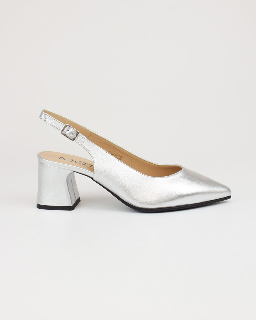 Slingback in pelle laminata