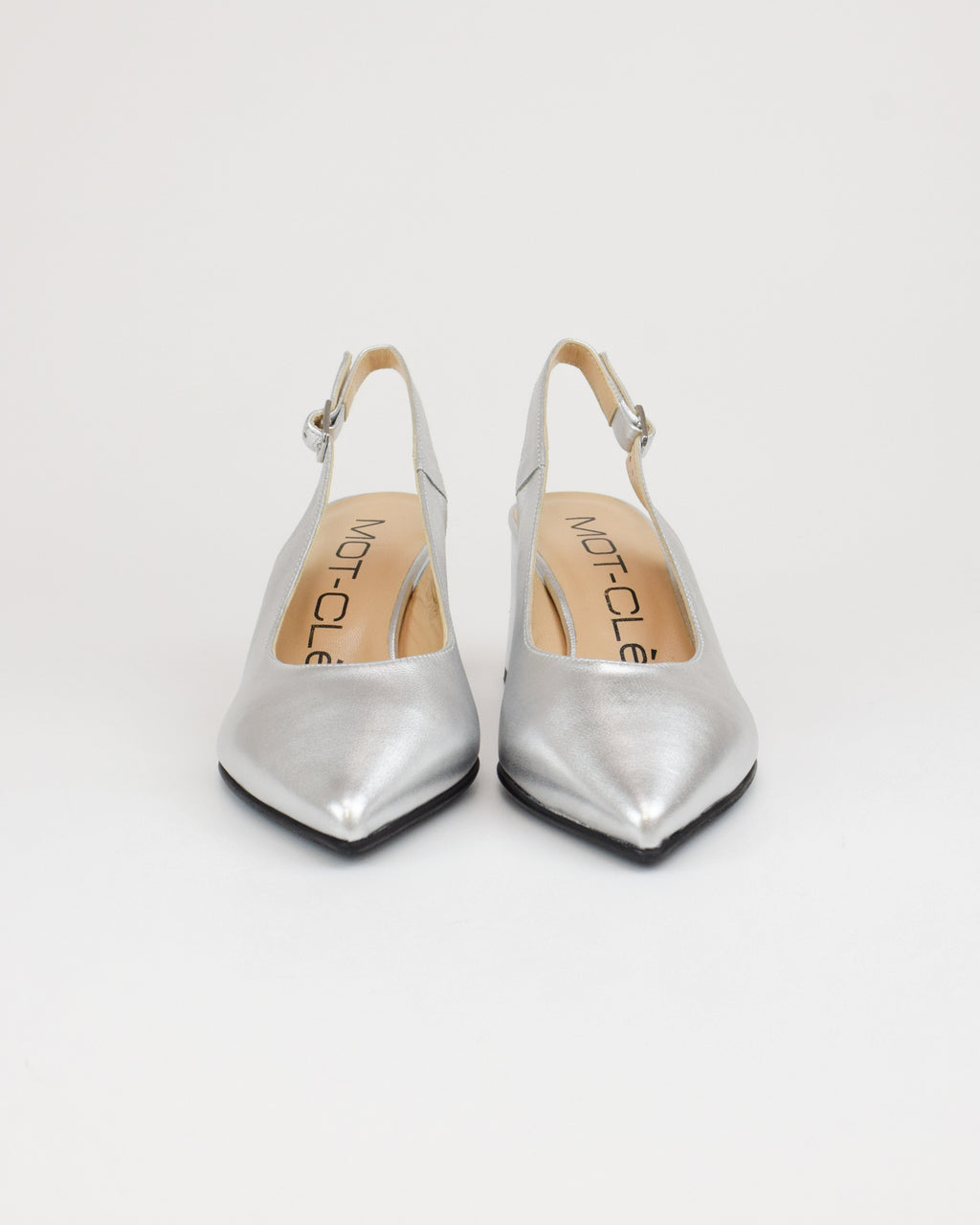 Slingback in pelle laminata