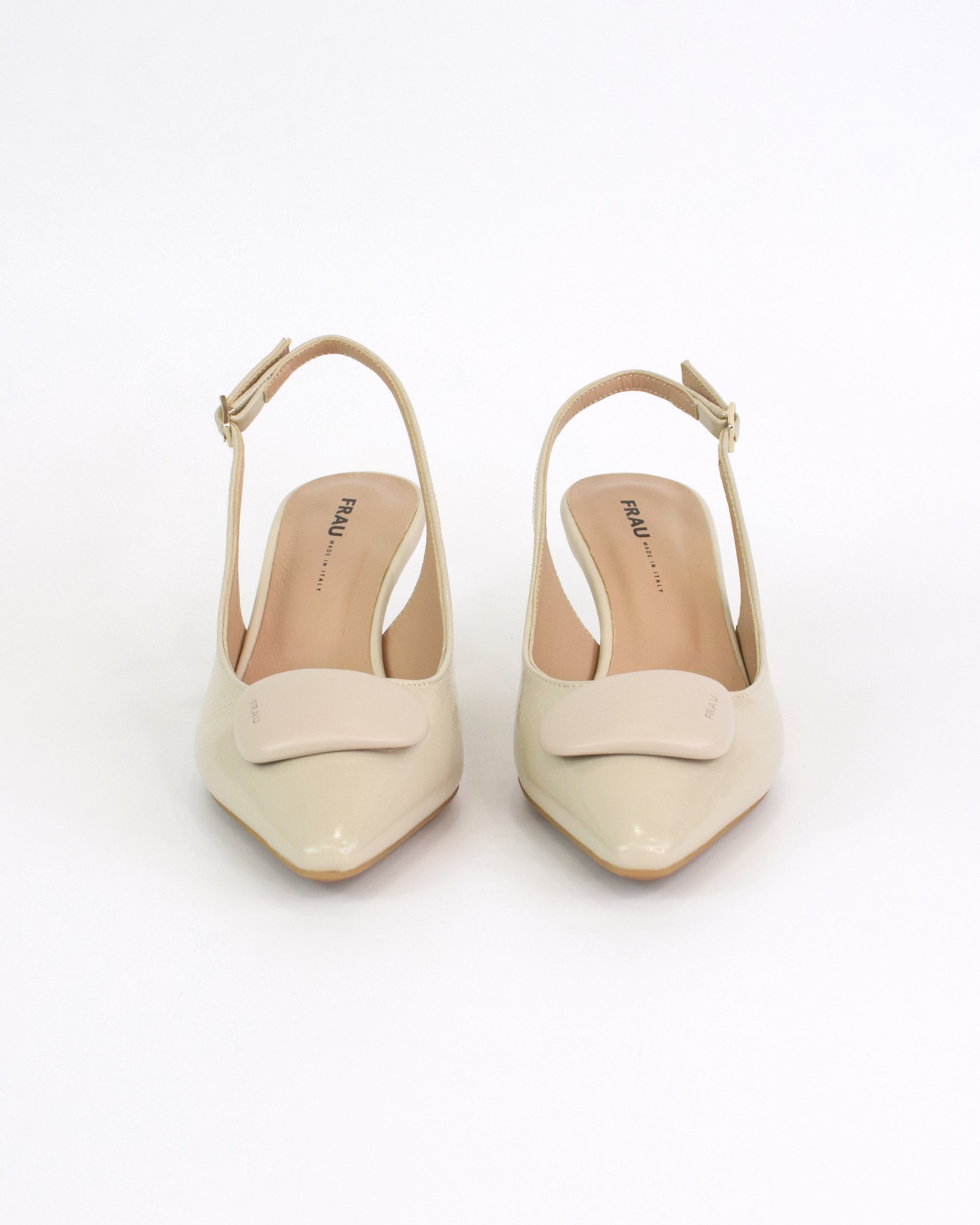 Slingback in Vernice con Accessorio