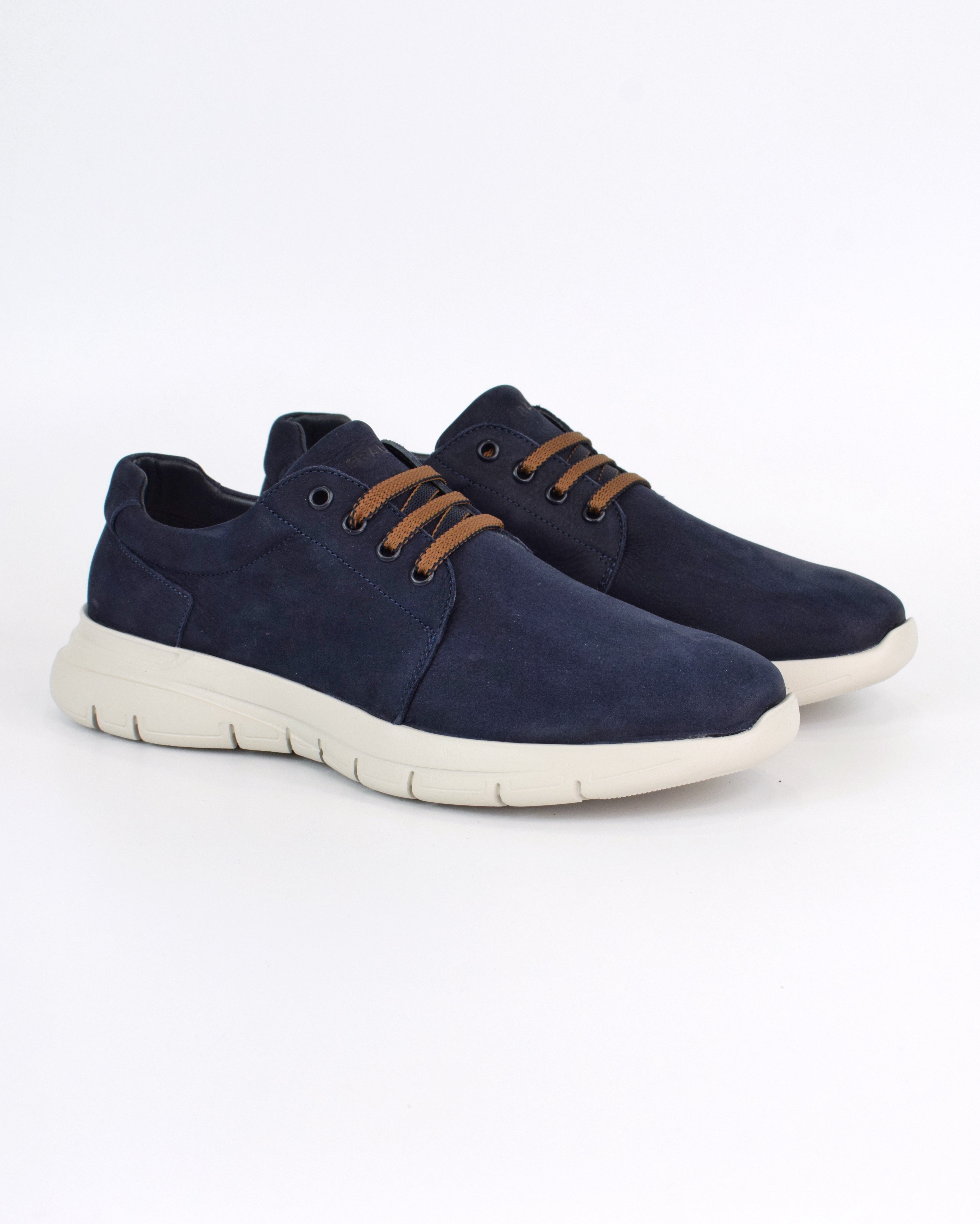 Sneaker XL in Nabuk Punzonato