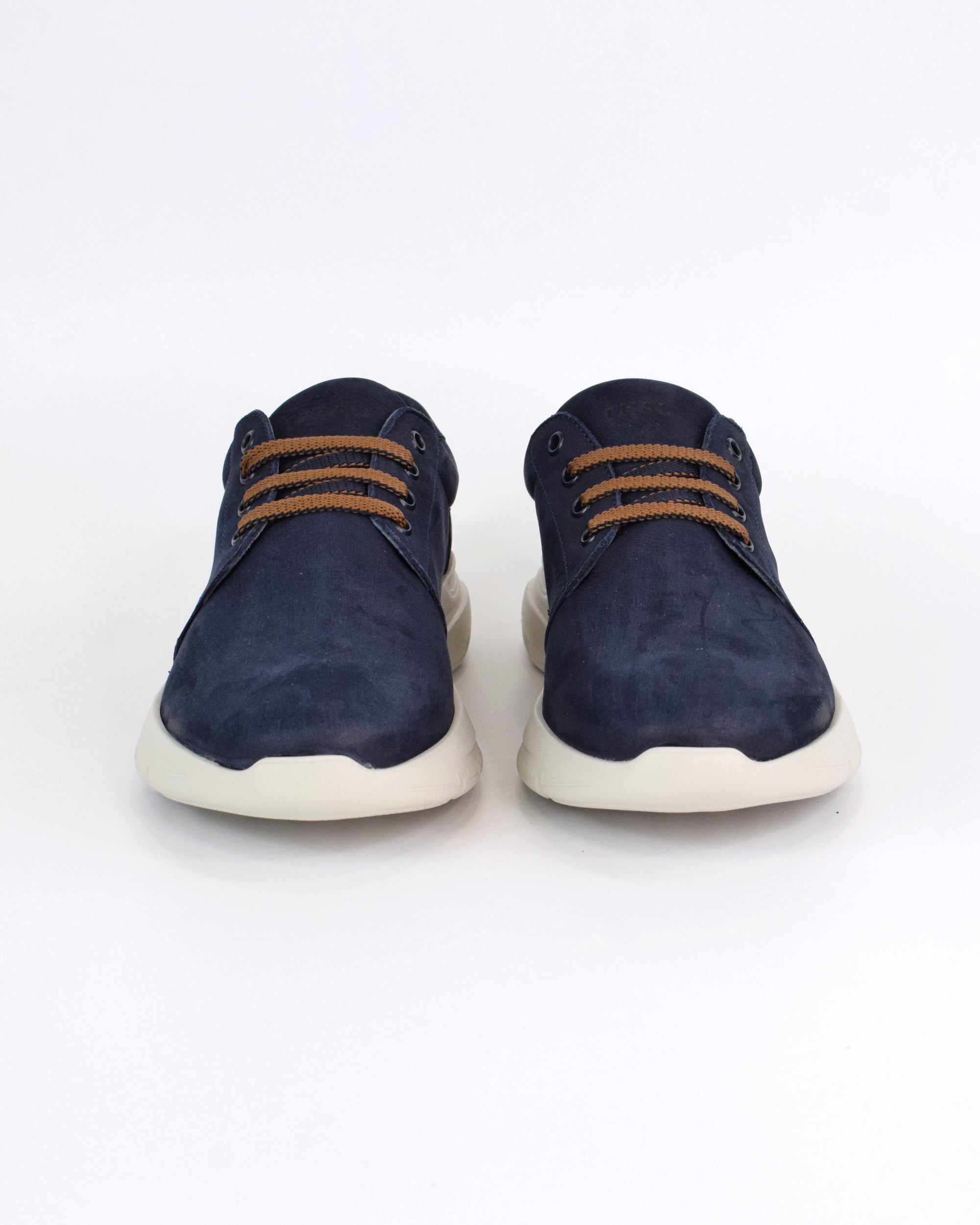 Sneaker XL in Nabuk Punzonato