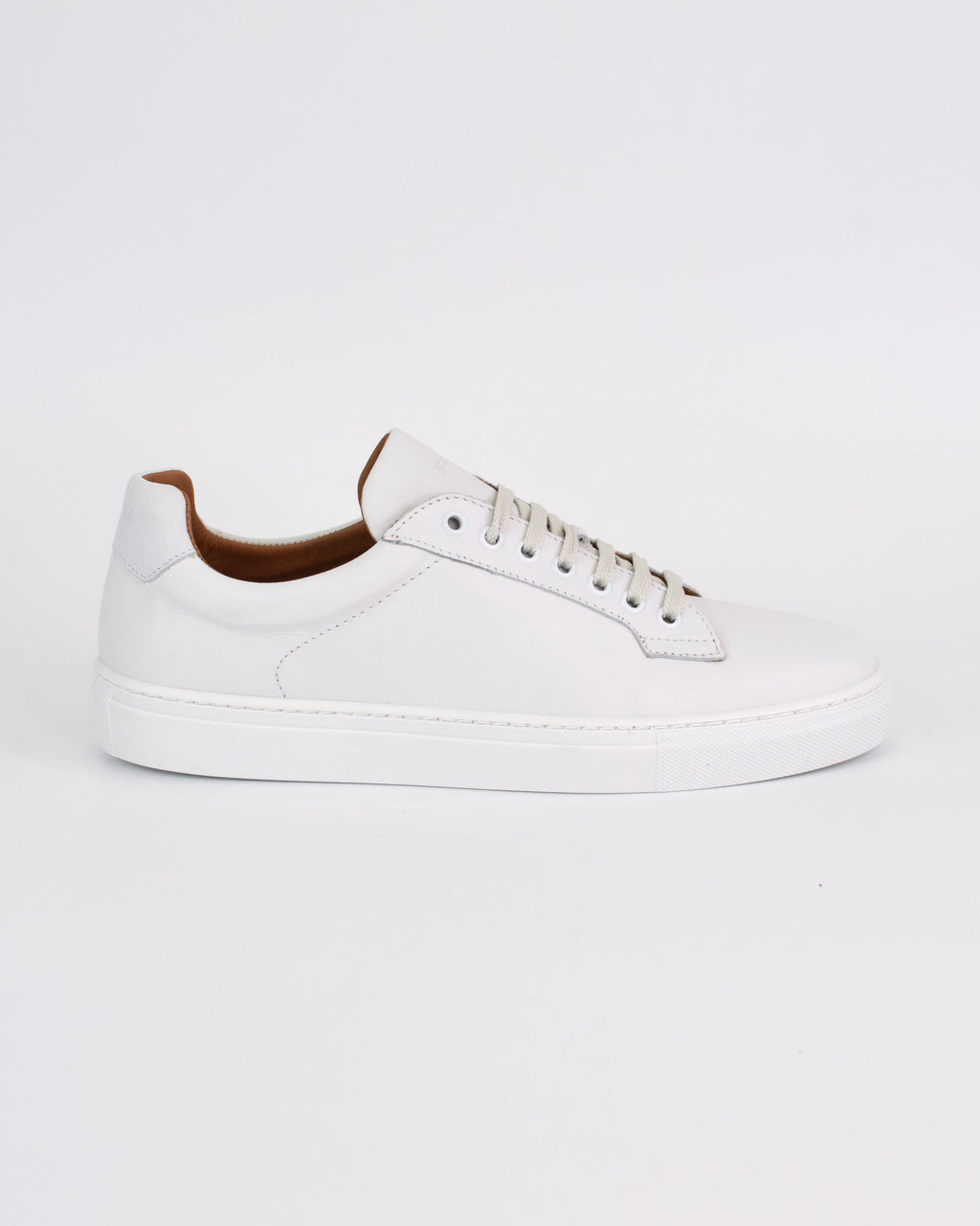Sneaker Basic in Pelle
