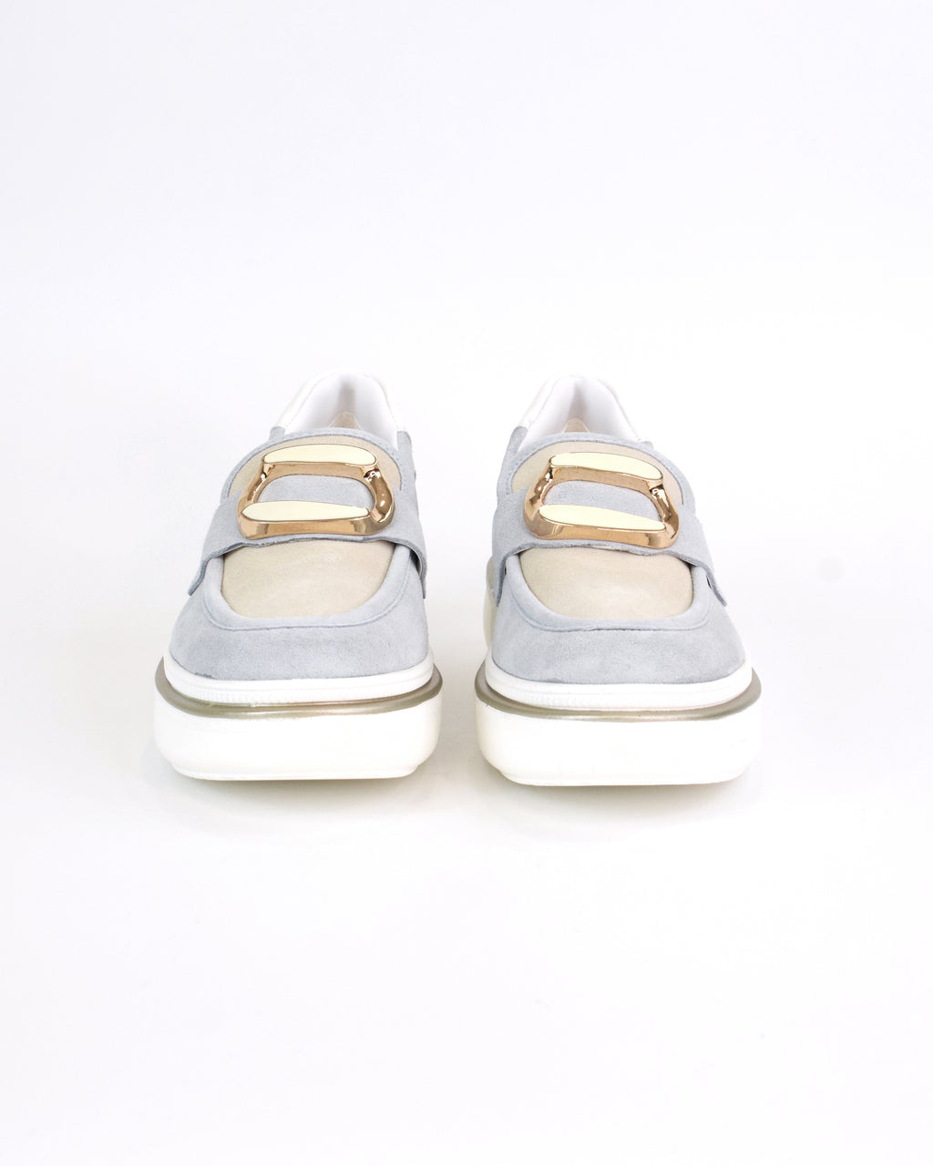 Mocassino in pelle scamosciata con accessorio smaltato