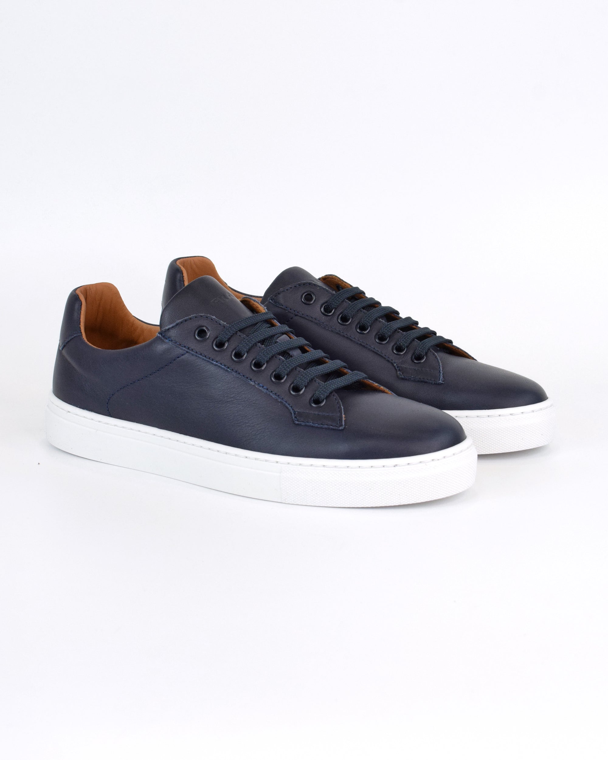Sneaker Basic in Pelle