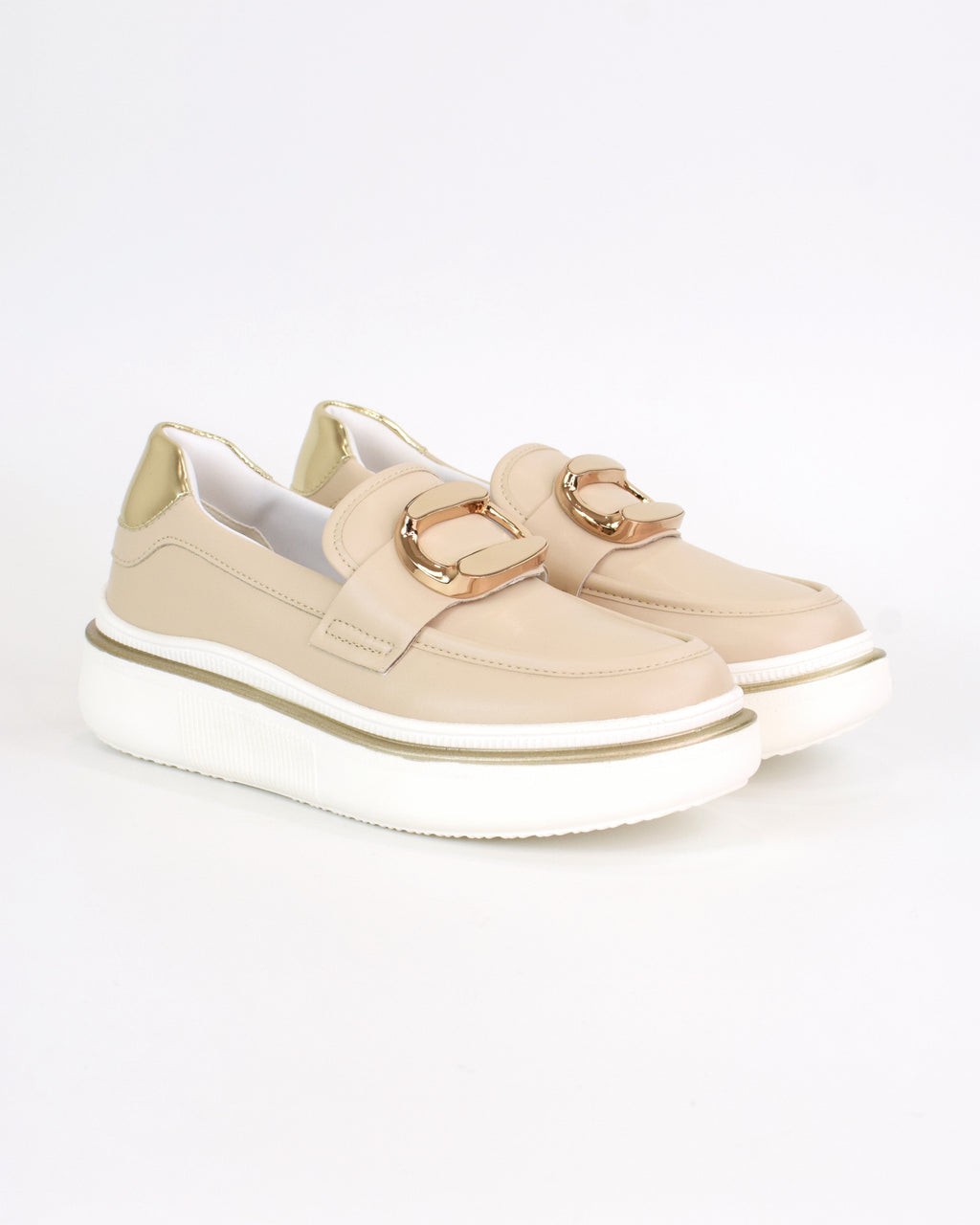 Mocassino in pelle con accessorio smaltato