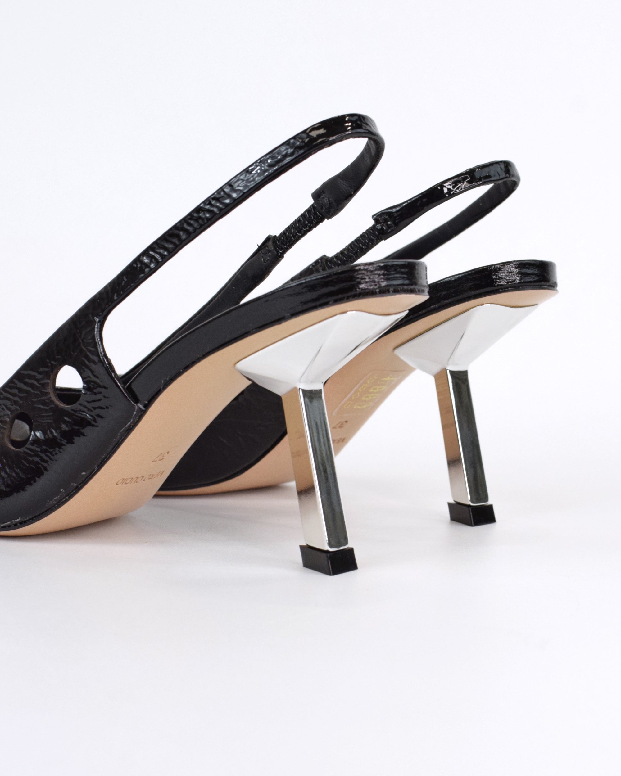 Slingback open toe traforata