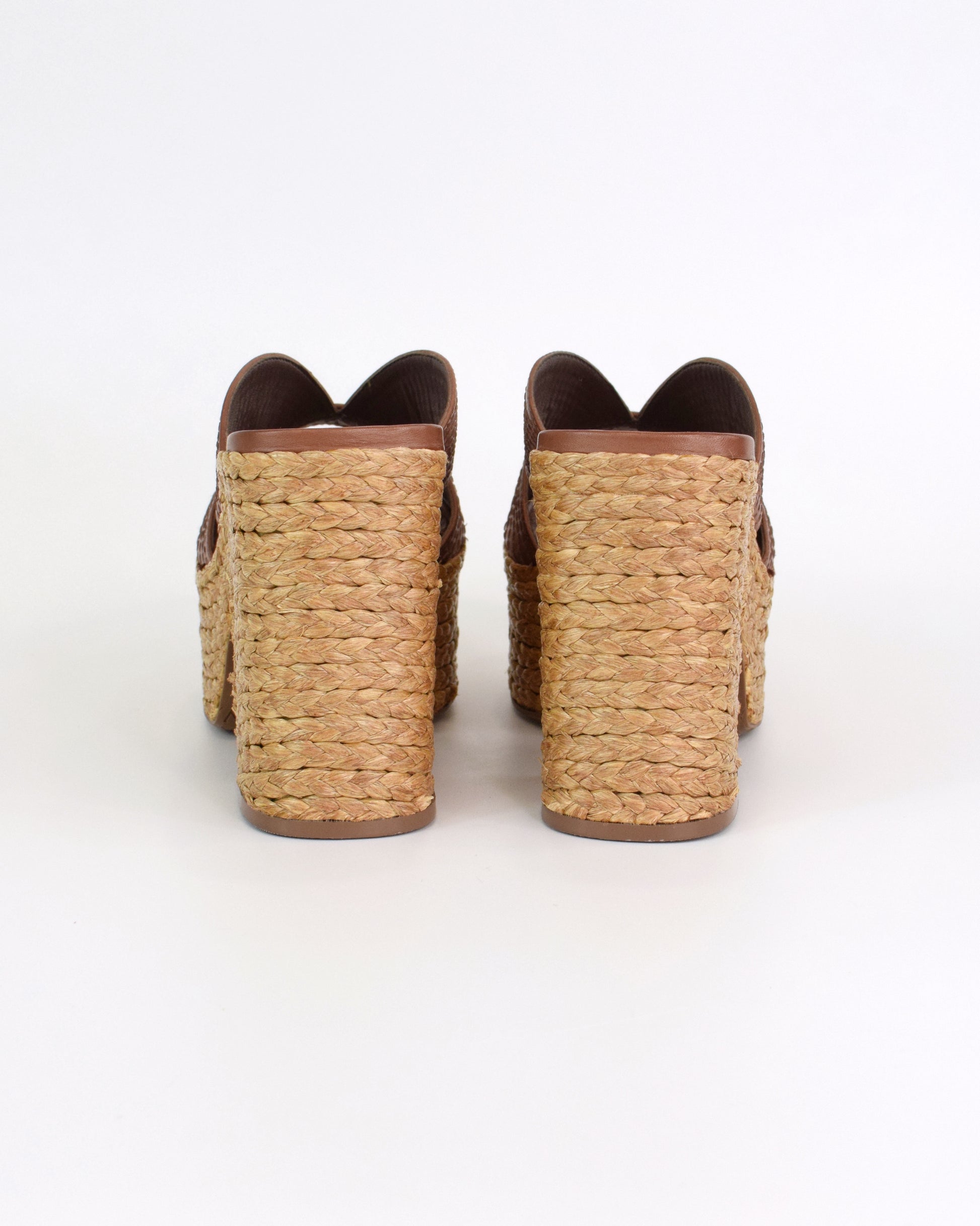 Scalzato con plateau in rafia