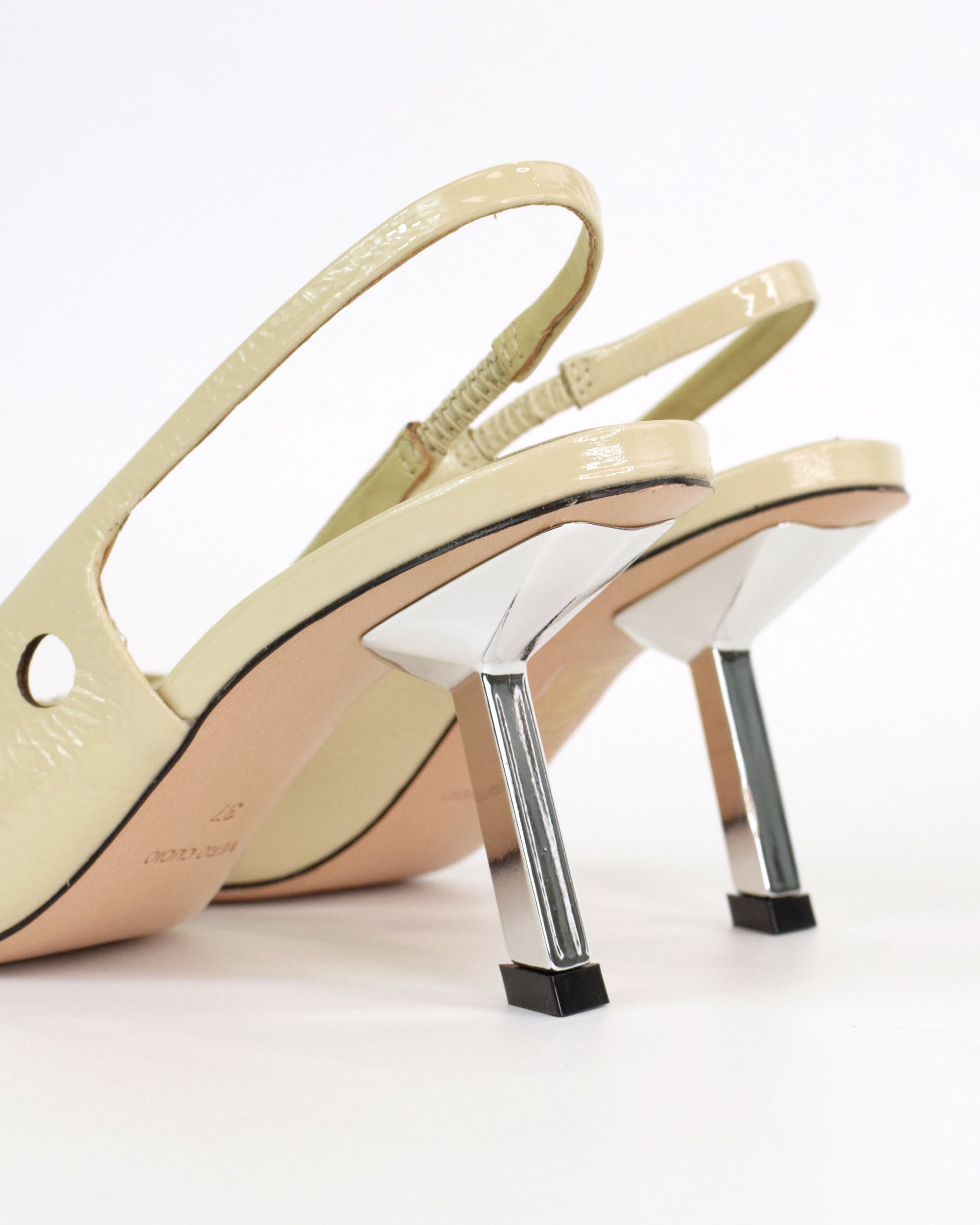 Slingback open toe traforata