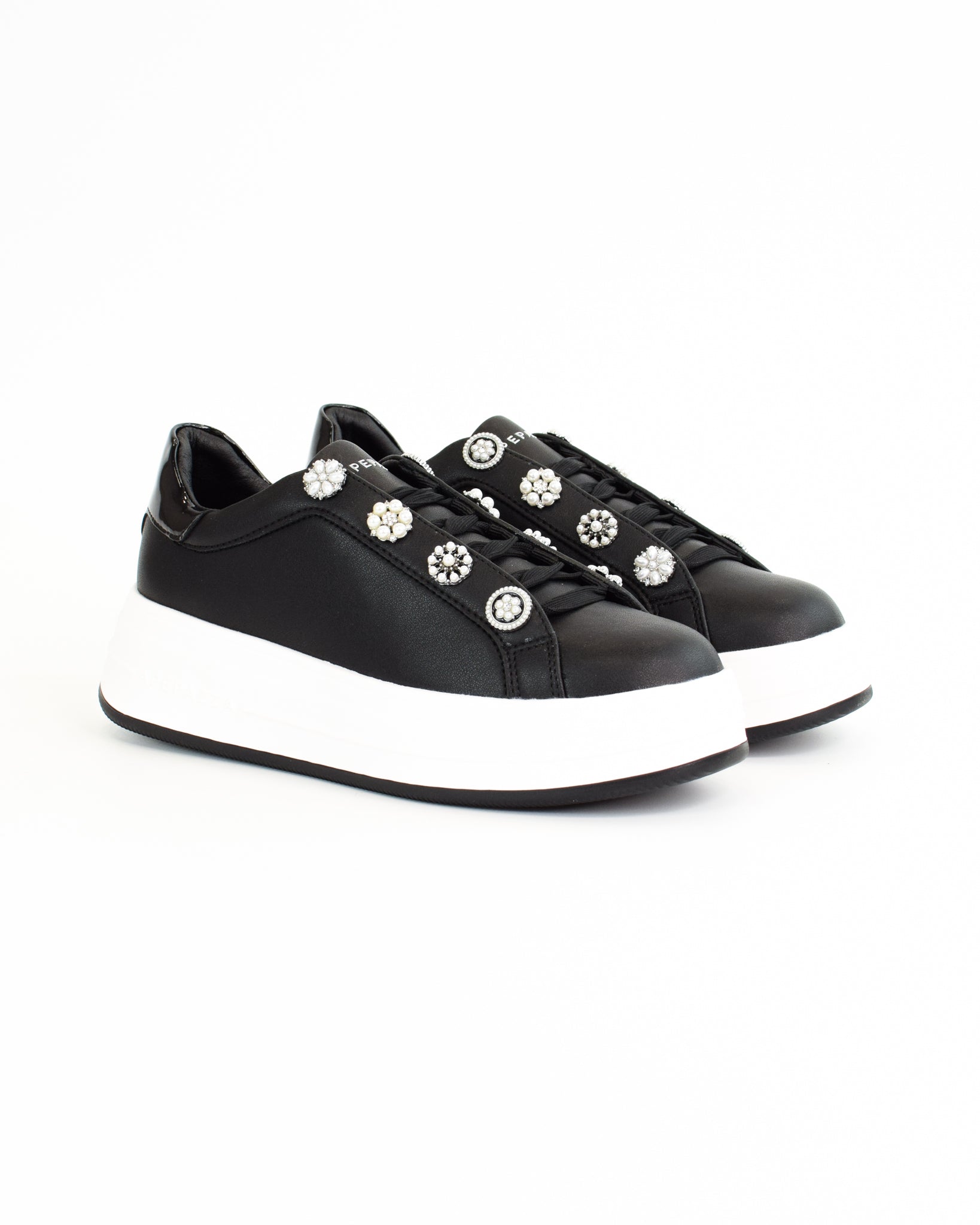 Sneaker Liliana in pelle
