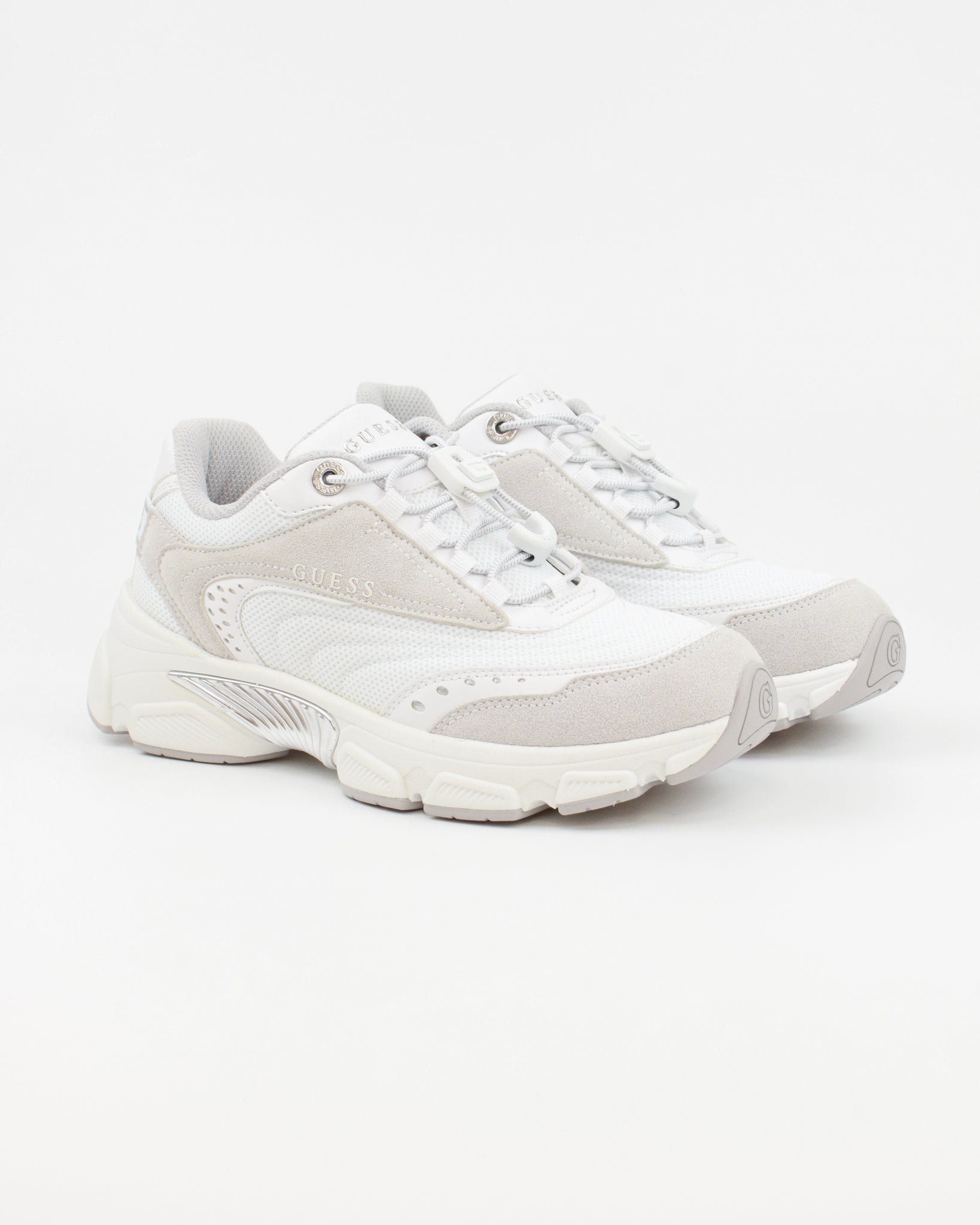 Sneaker Imeri con inserto traforato