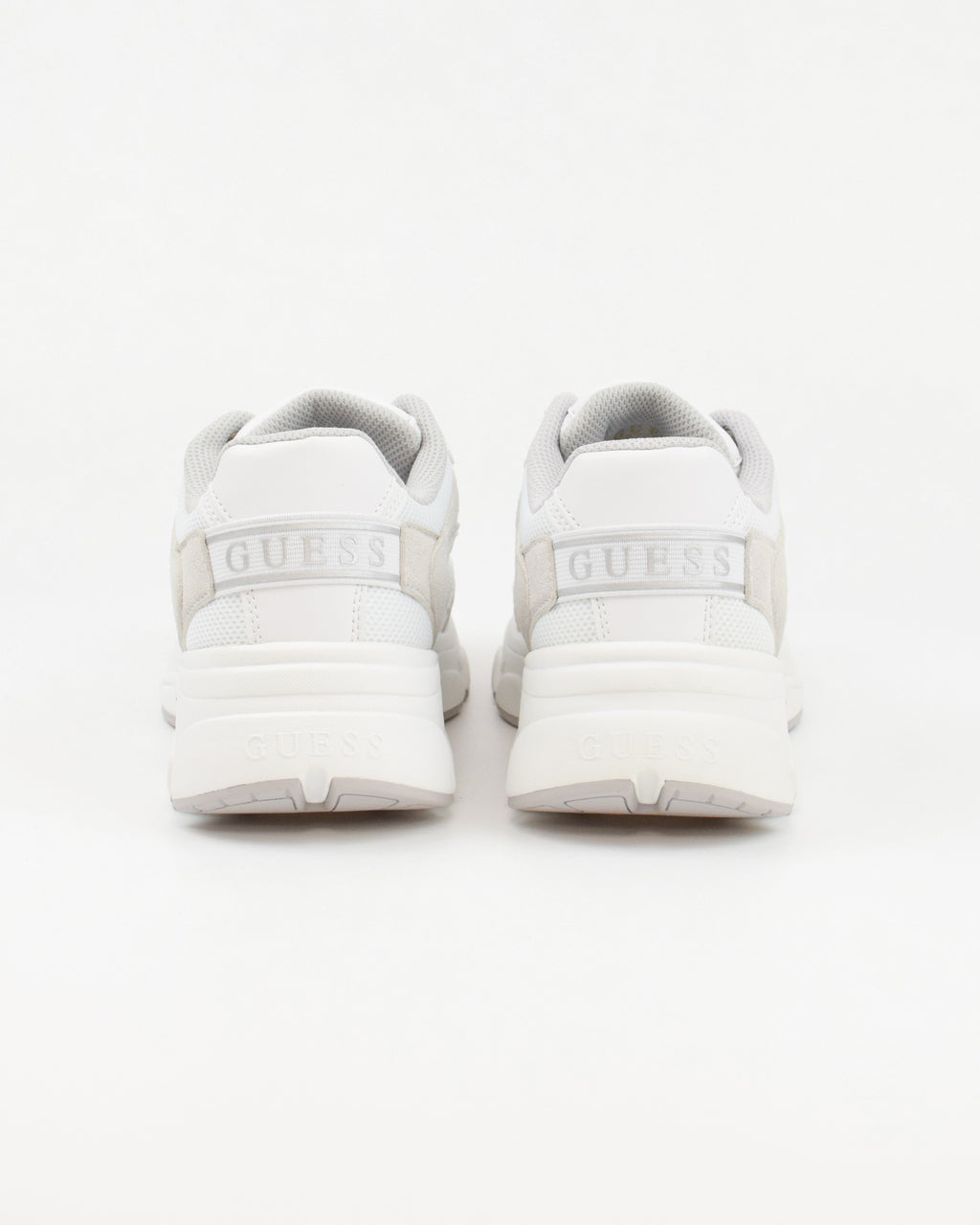 Sneaker Imeri con inserto traforato
