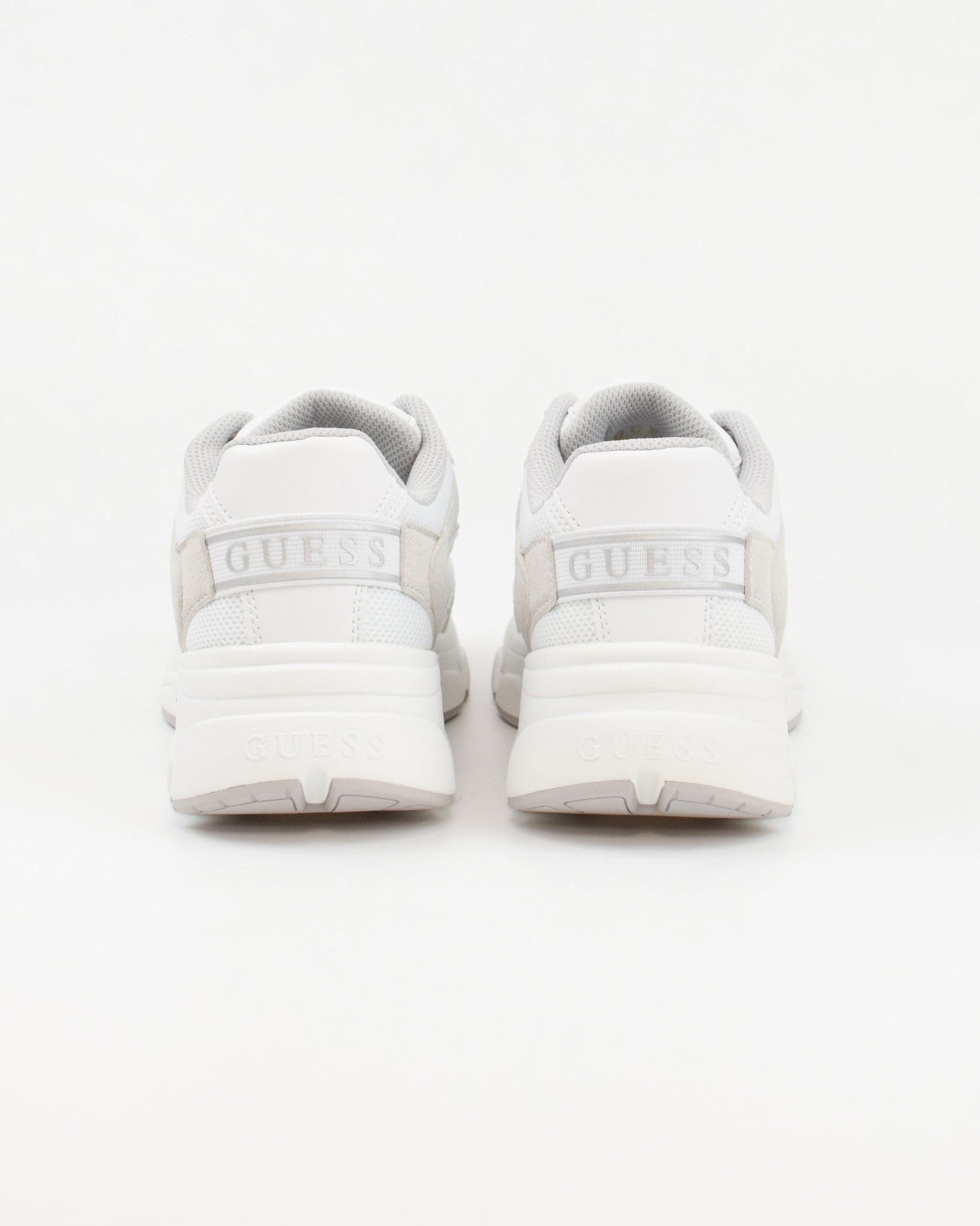 Sneaker Imeri con inserto traforato