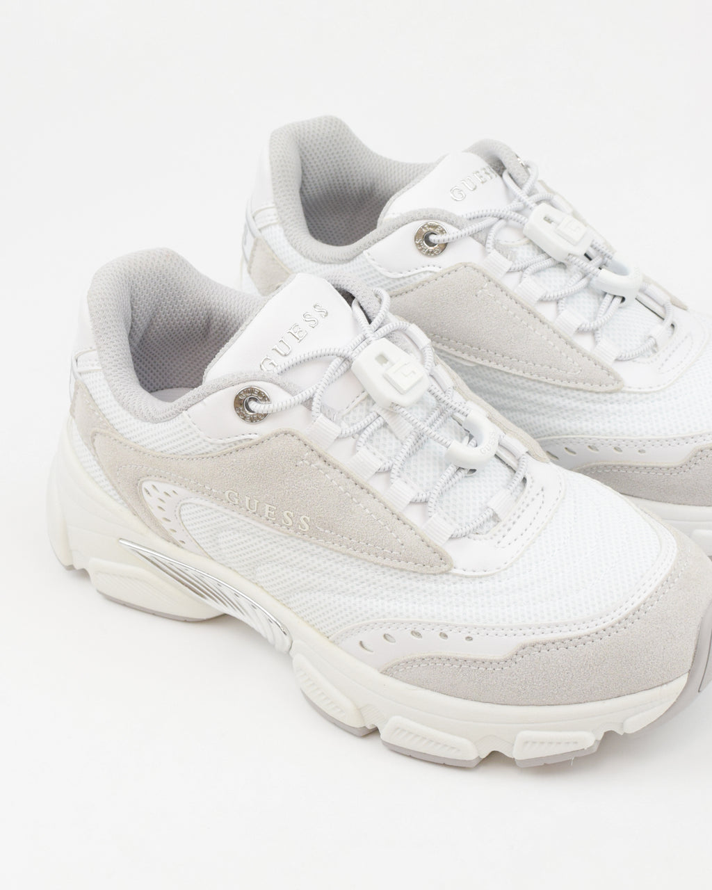 Sneaker Imeri con inserto traforato