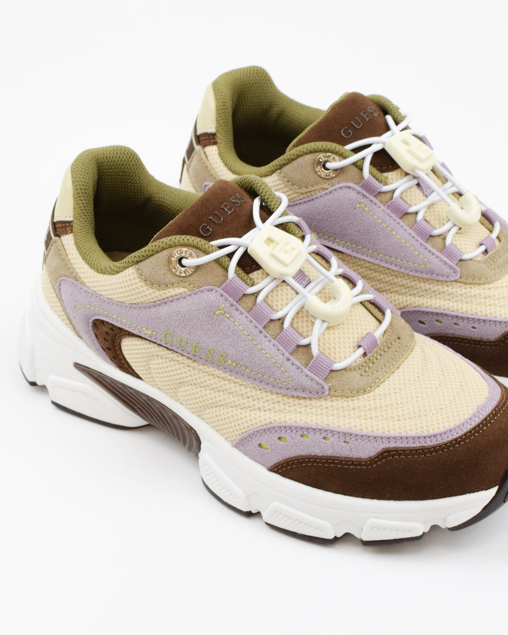 Sneaker Imeri con inserto traforato