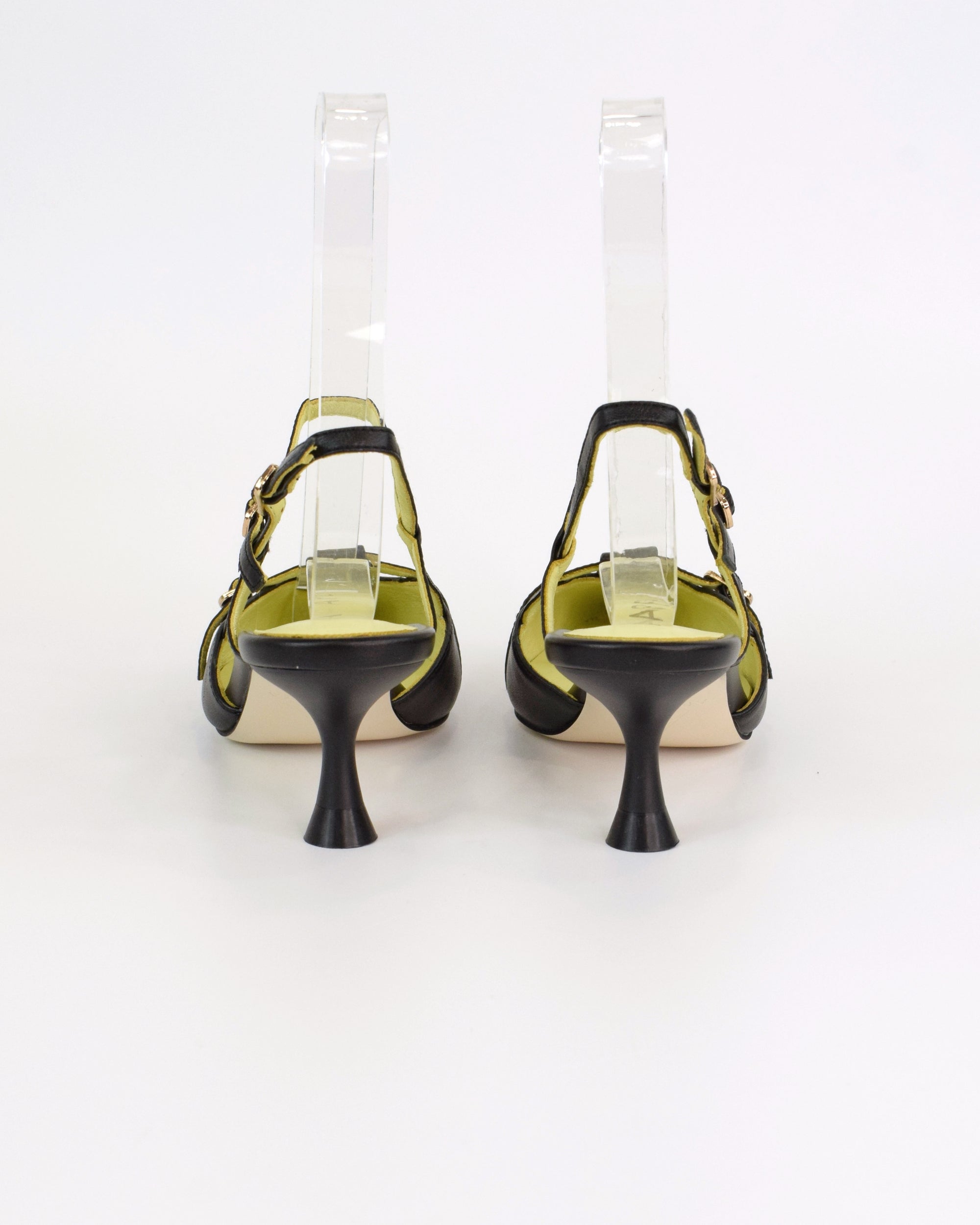 Slingback con applicazioni Nives