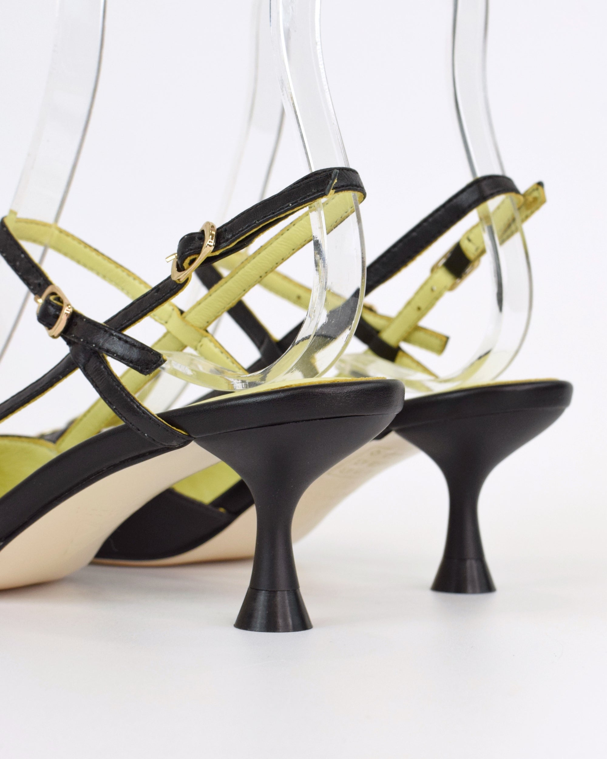 Slingback con applicazioni Nives
