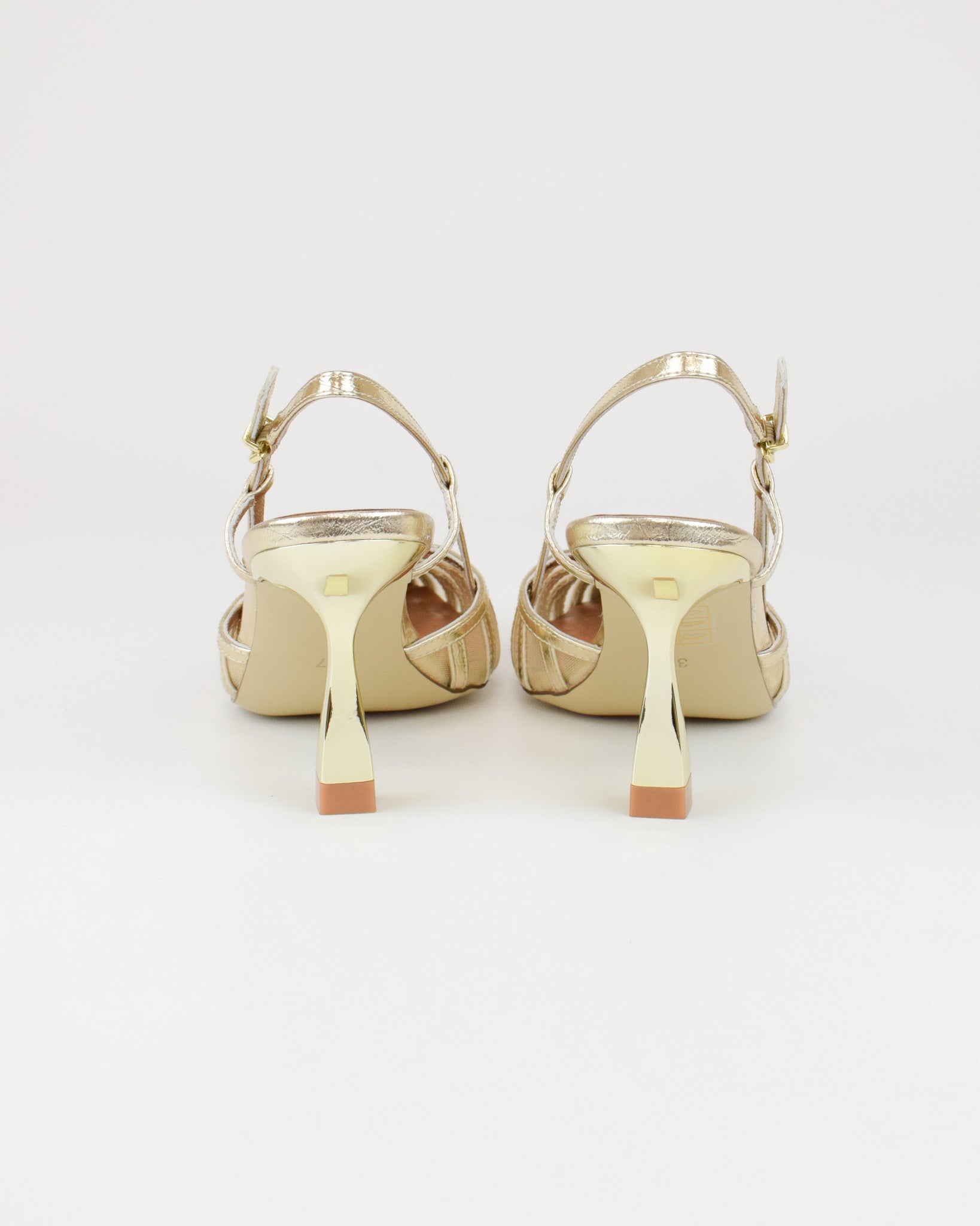 Slingback effetto craquelé in pelle laminata