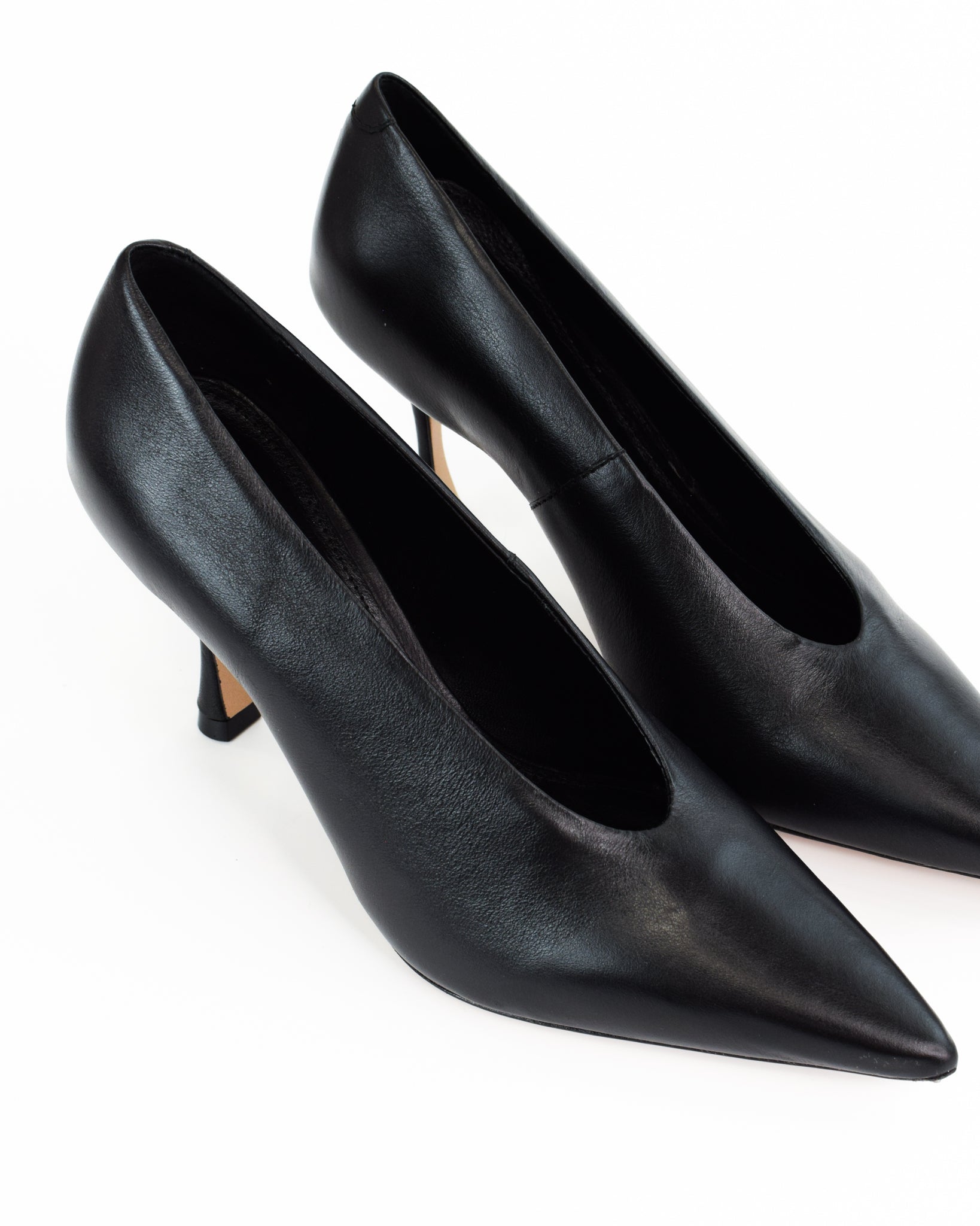 Décolleté in pelle