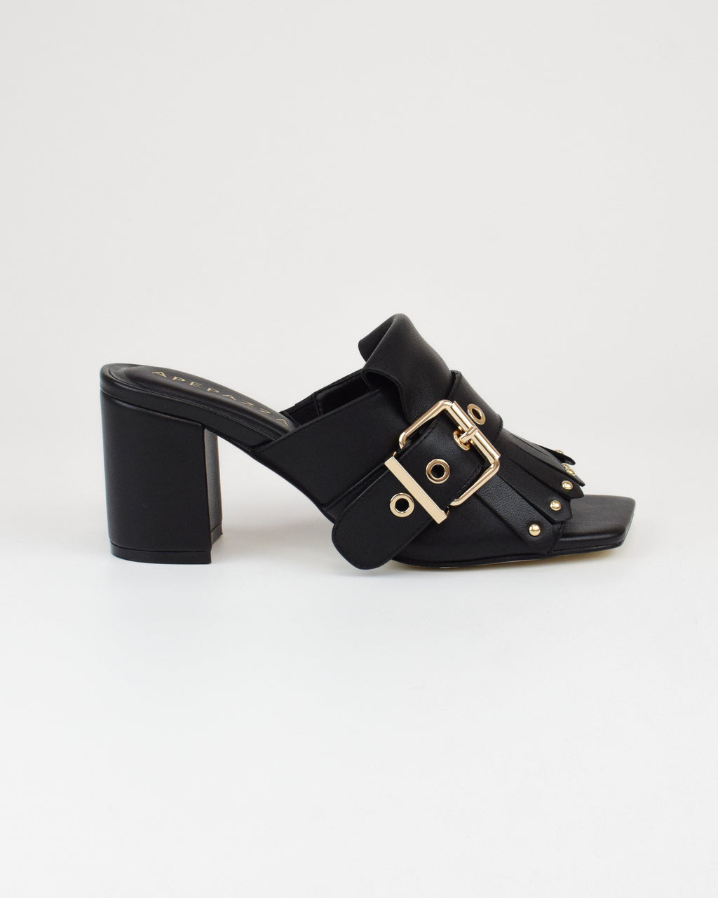 Sandalo in pelle con fibbia