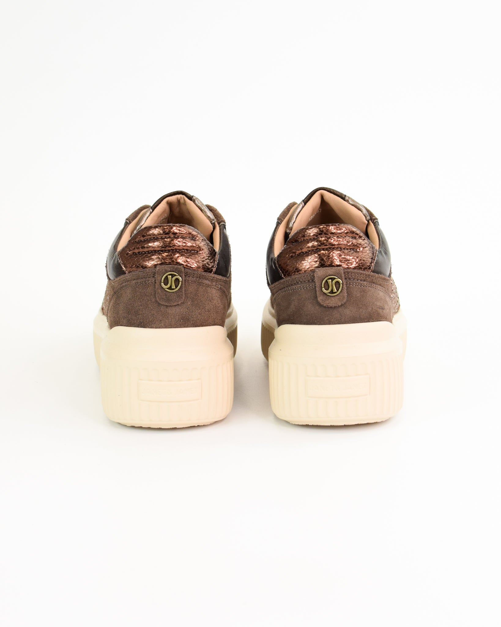 Sneaker in camoscio e strass