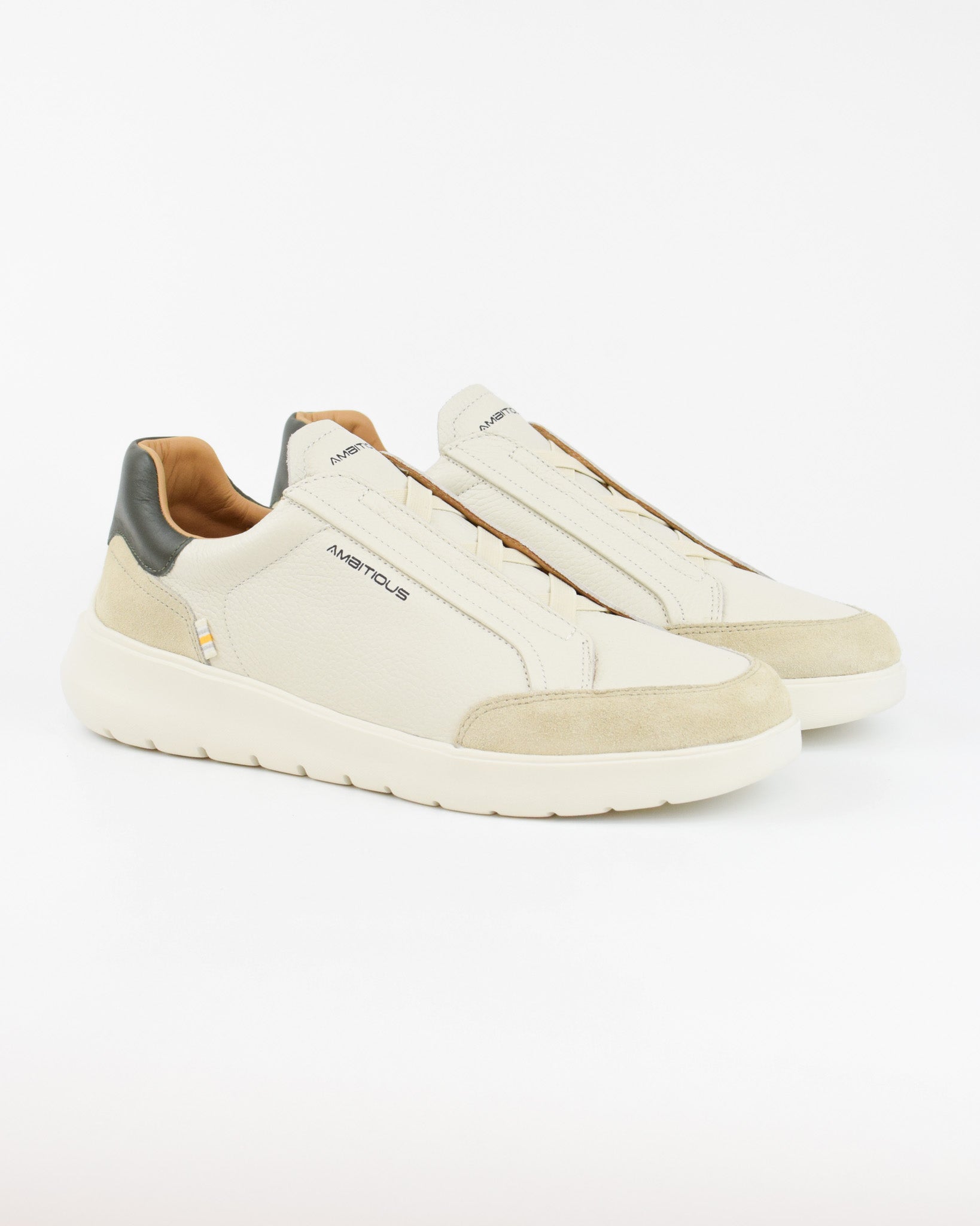 Sneaker Hover