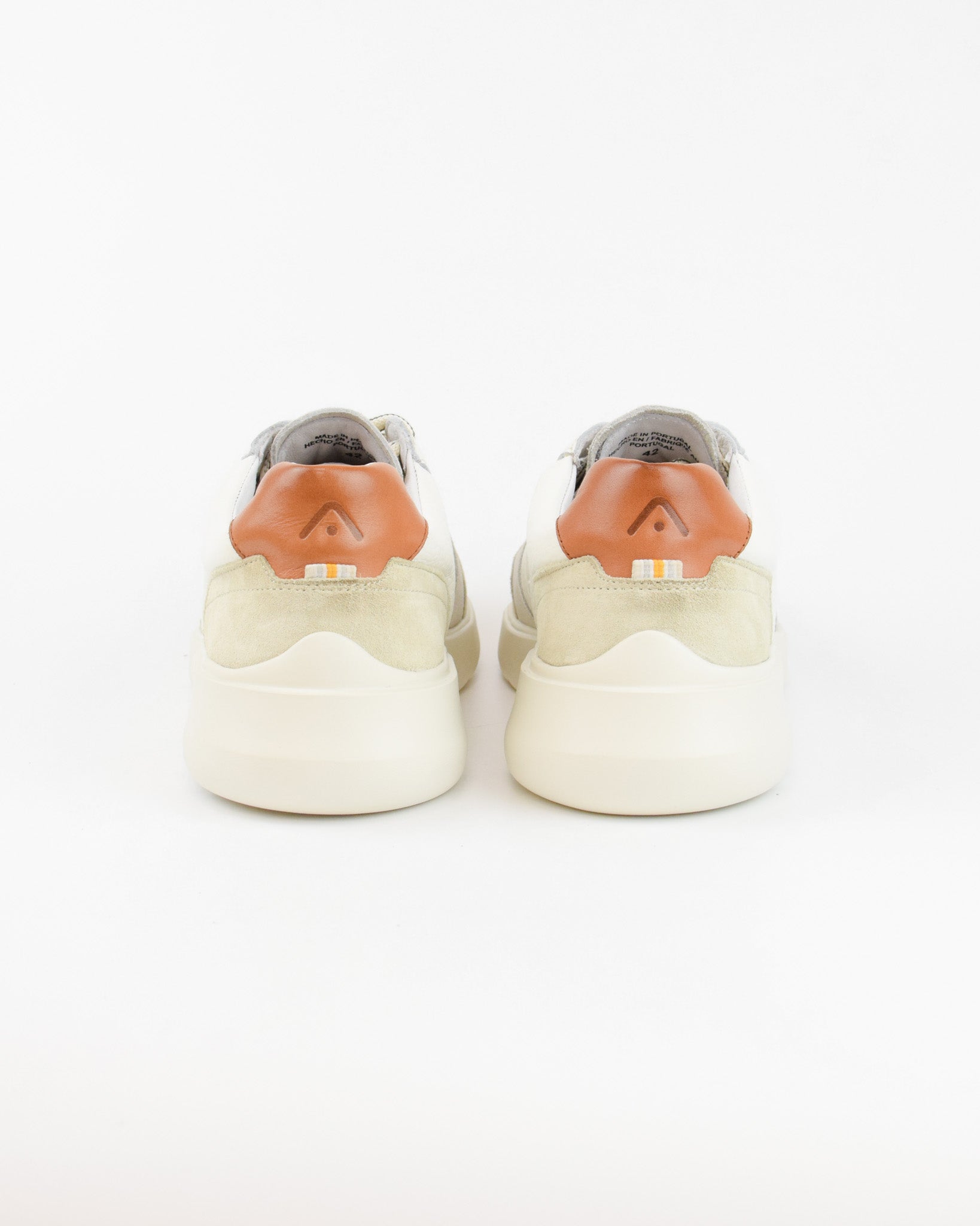 Sneaker Hover