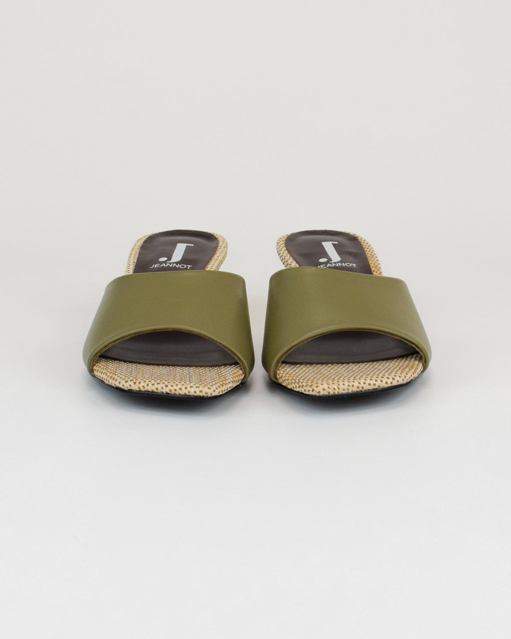 Sandalo Ball in pelle laminata