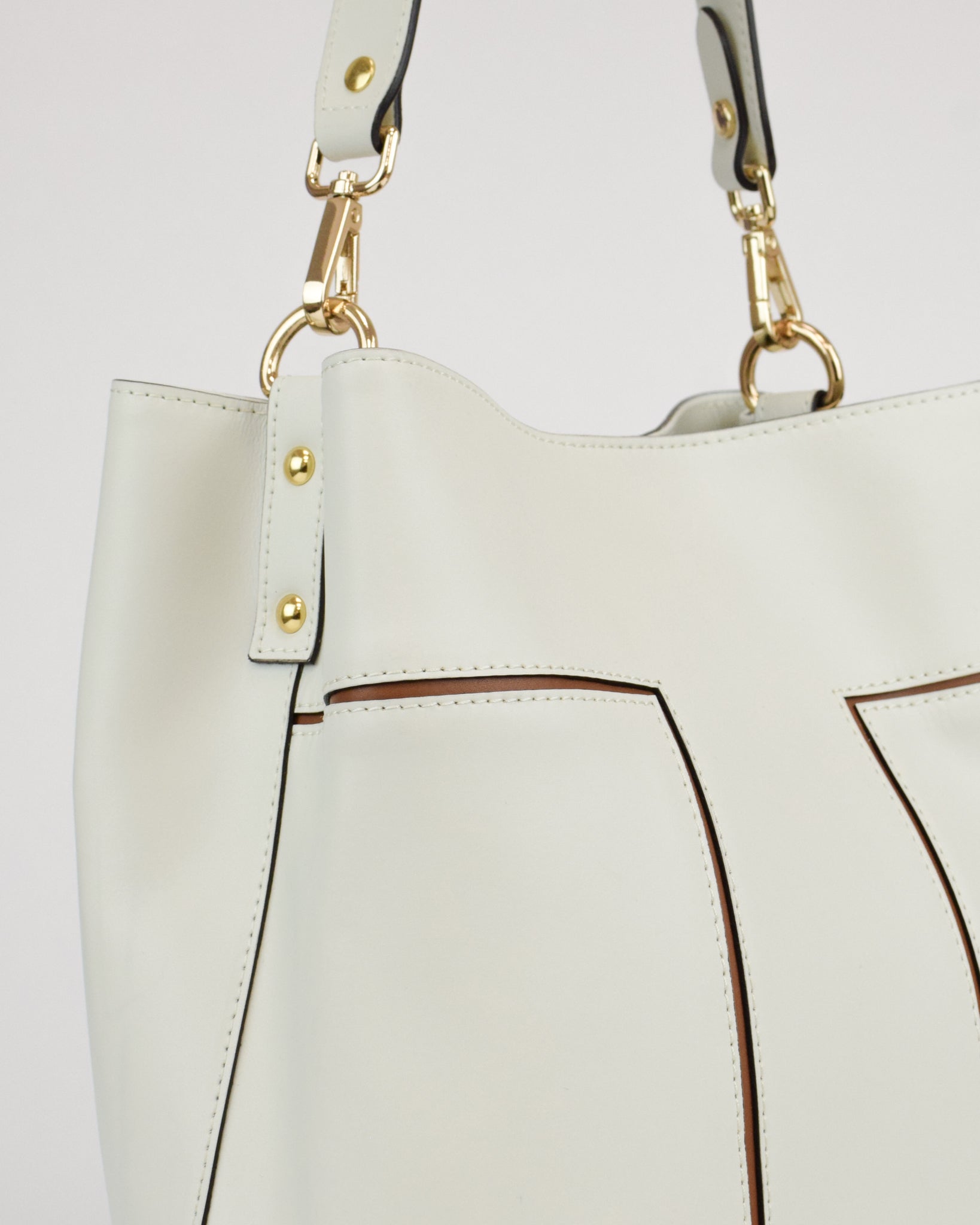 Borsa secchiello grande in pelle