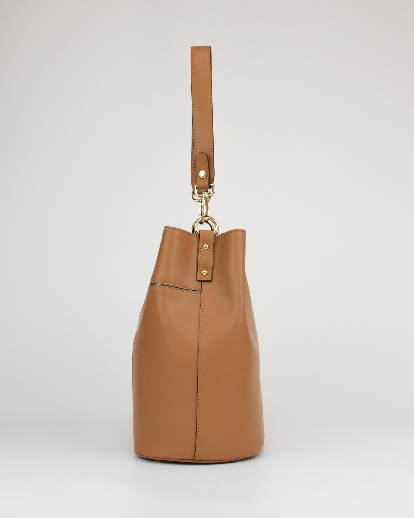 Borsa secchiello grande in pelle