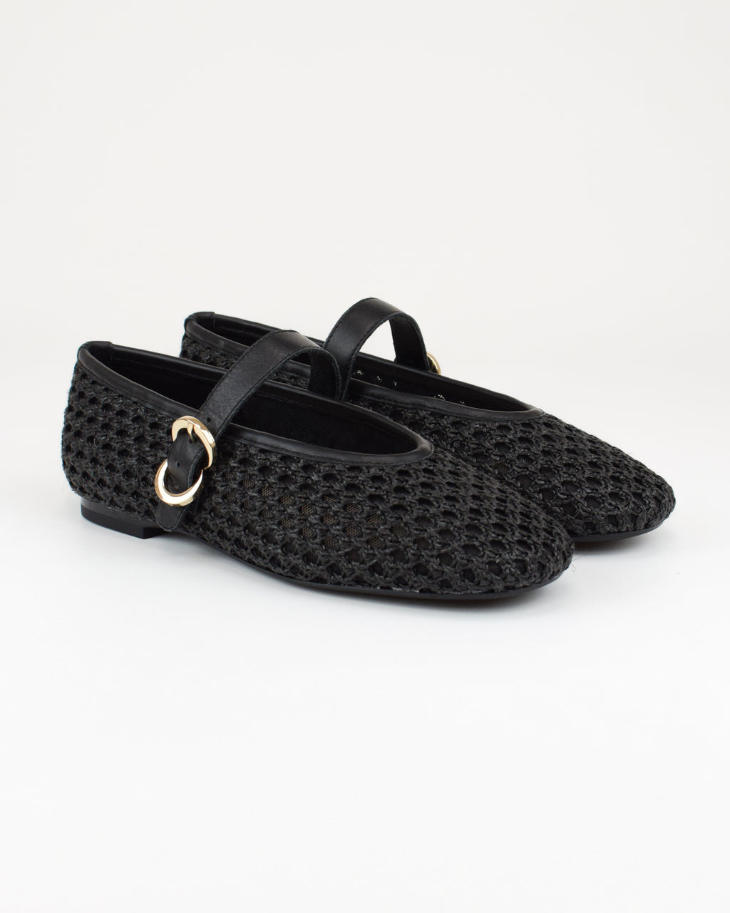Ballerina in raffia