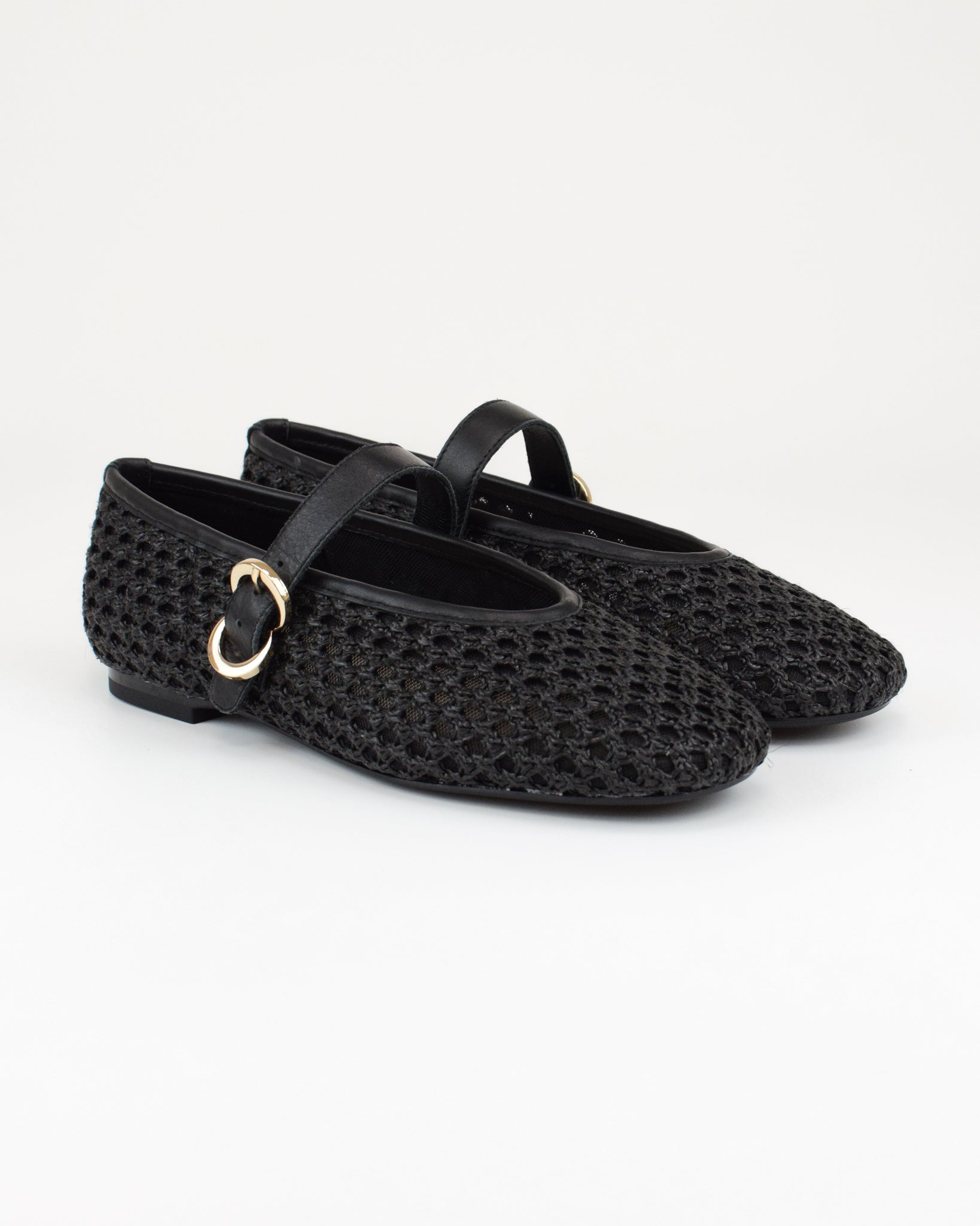 Ballerina in raffia