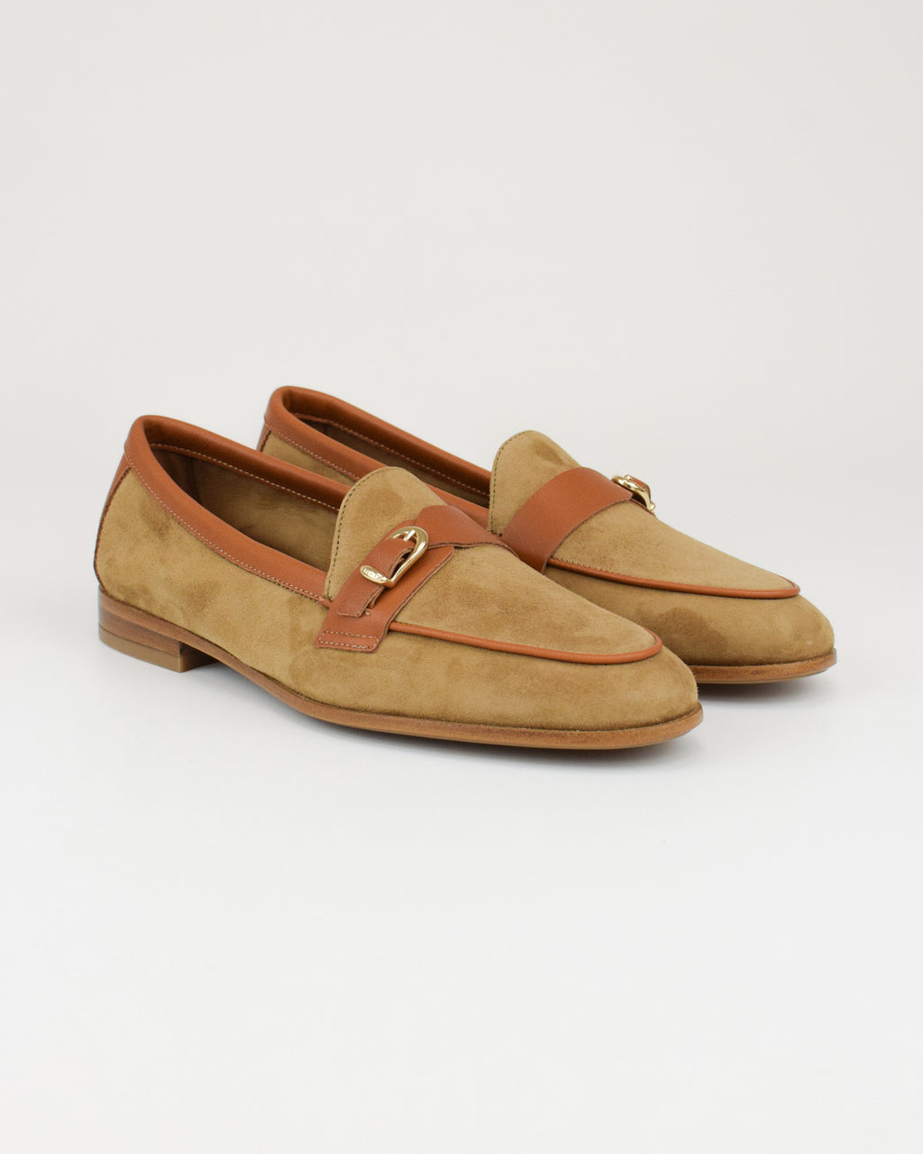 Mocassino in suede con dettagli in pelle