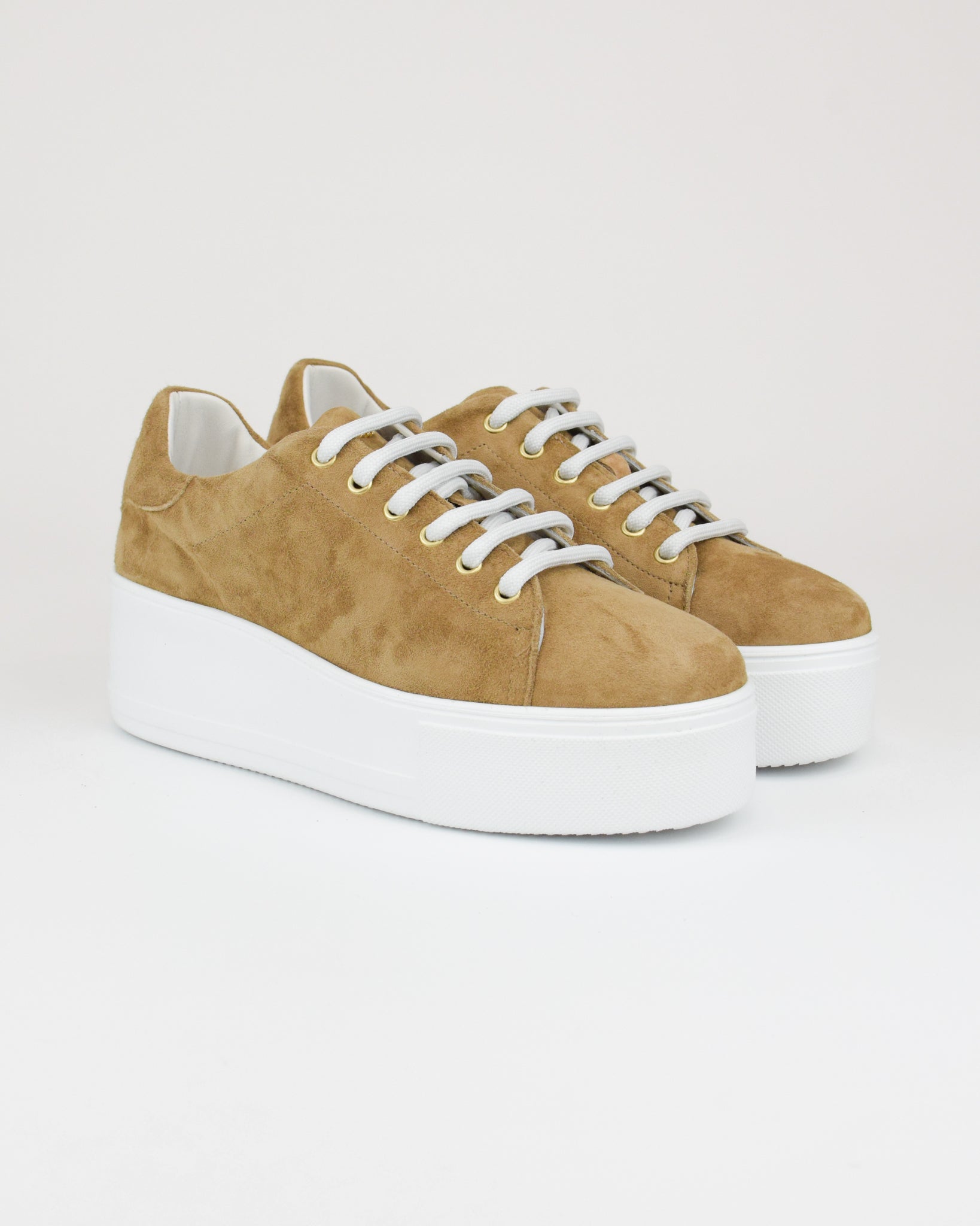 Sneaker platform in suede