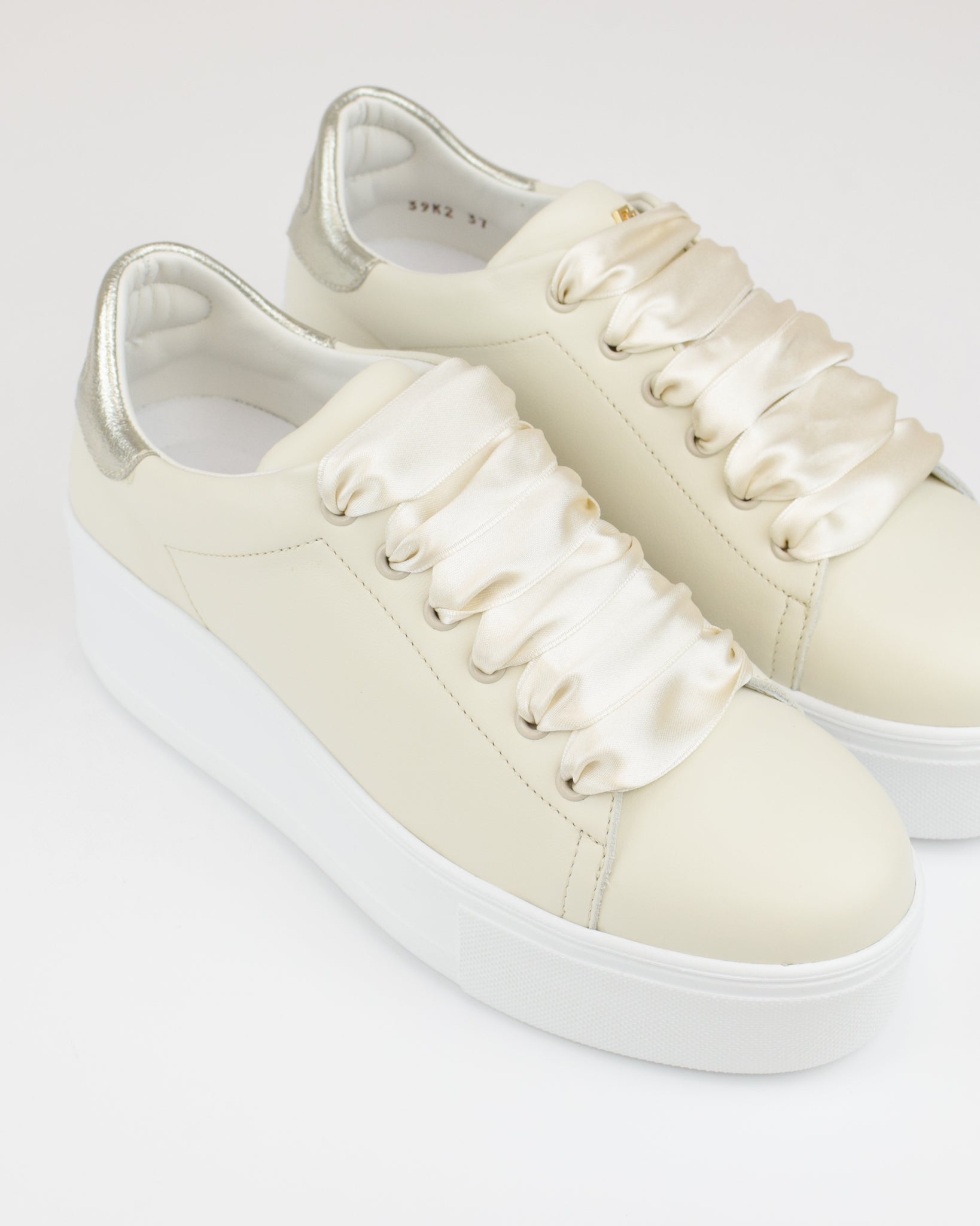 Sneaker platform in pelle