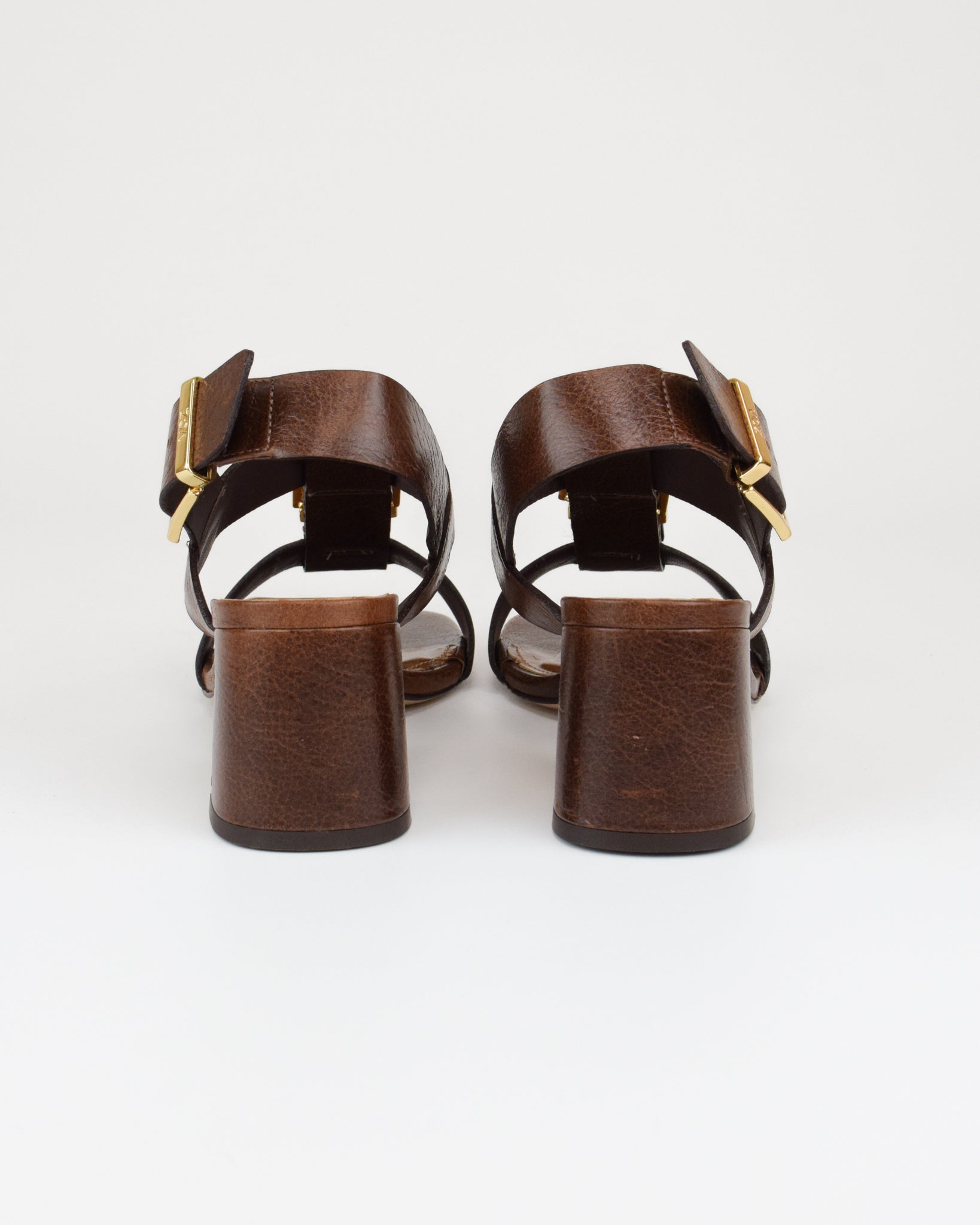 Sandalo in pelle vintage con fibbia